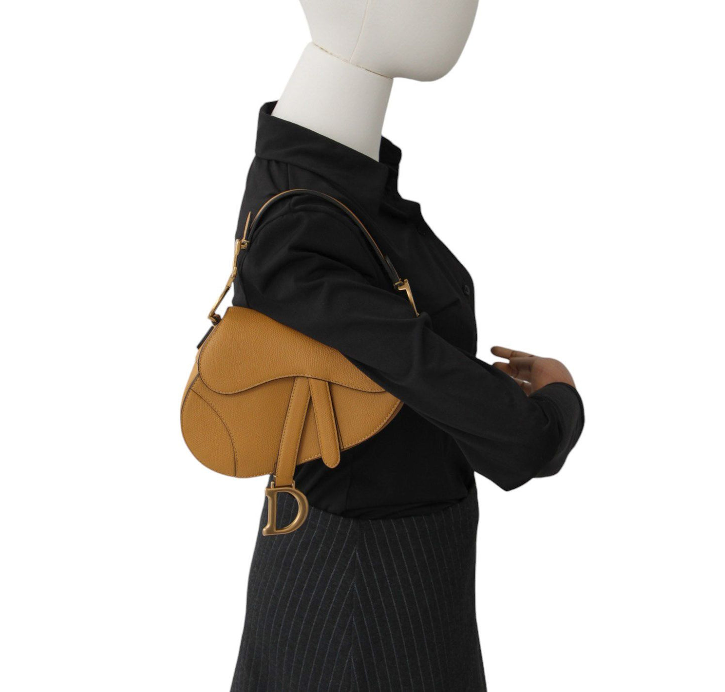 Mini Saddle Granulated