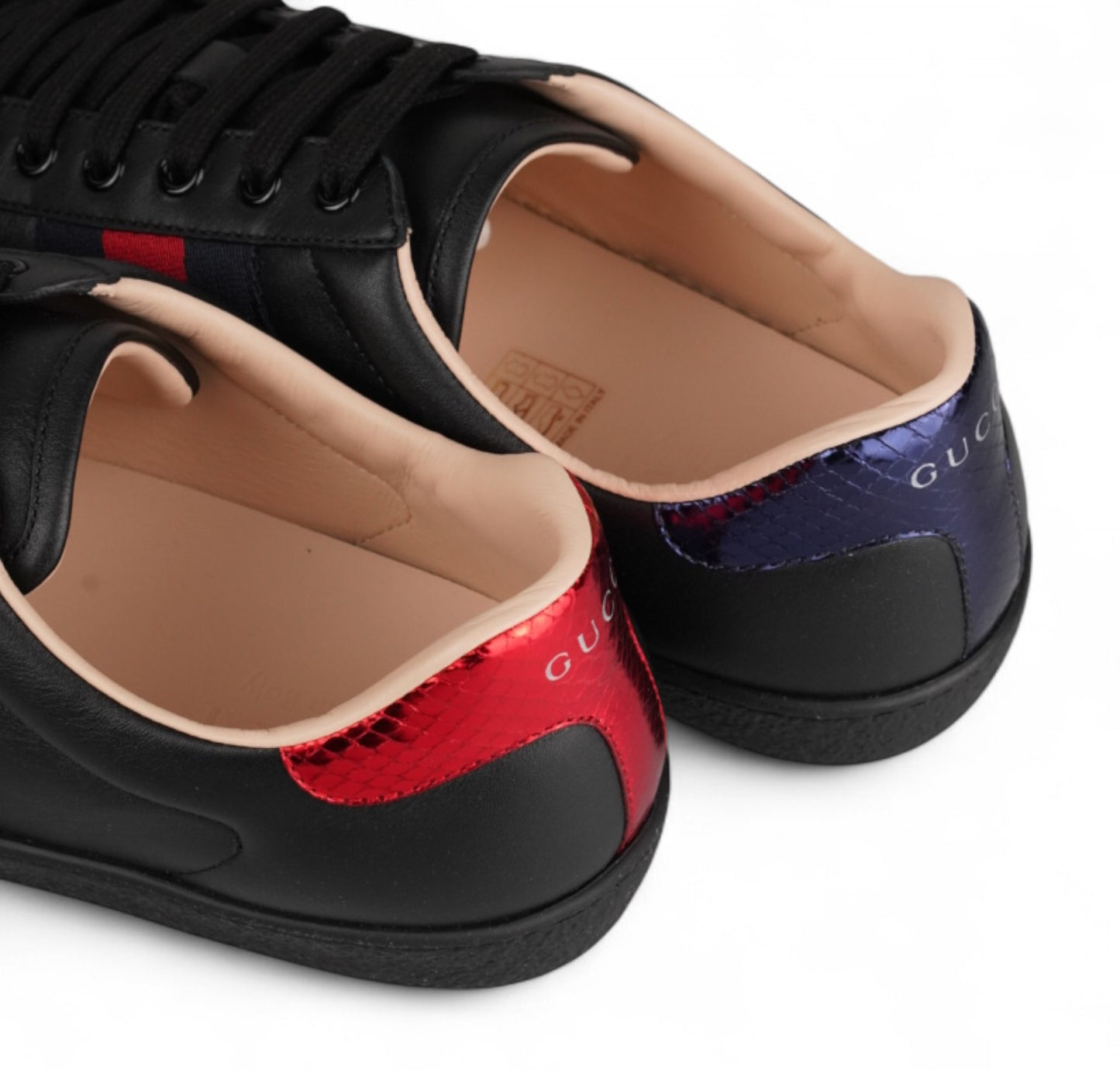 Sneakers Ace Bee
