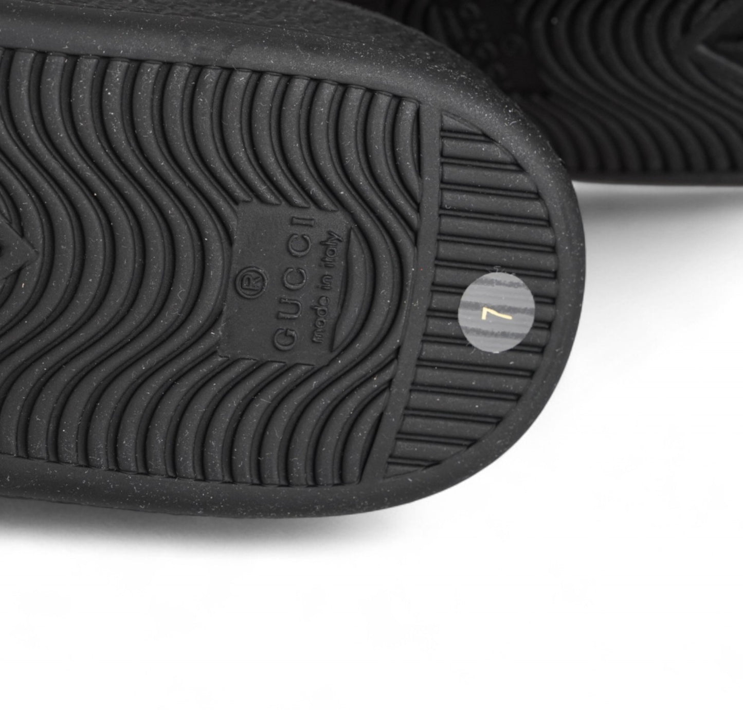 Sneakers Ace Bee