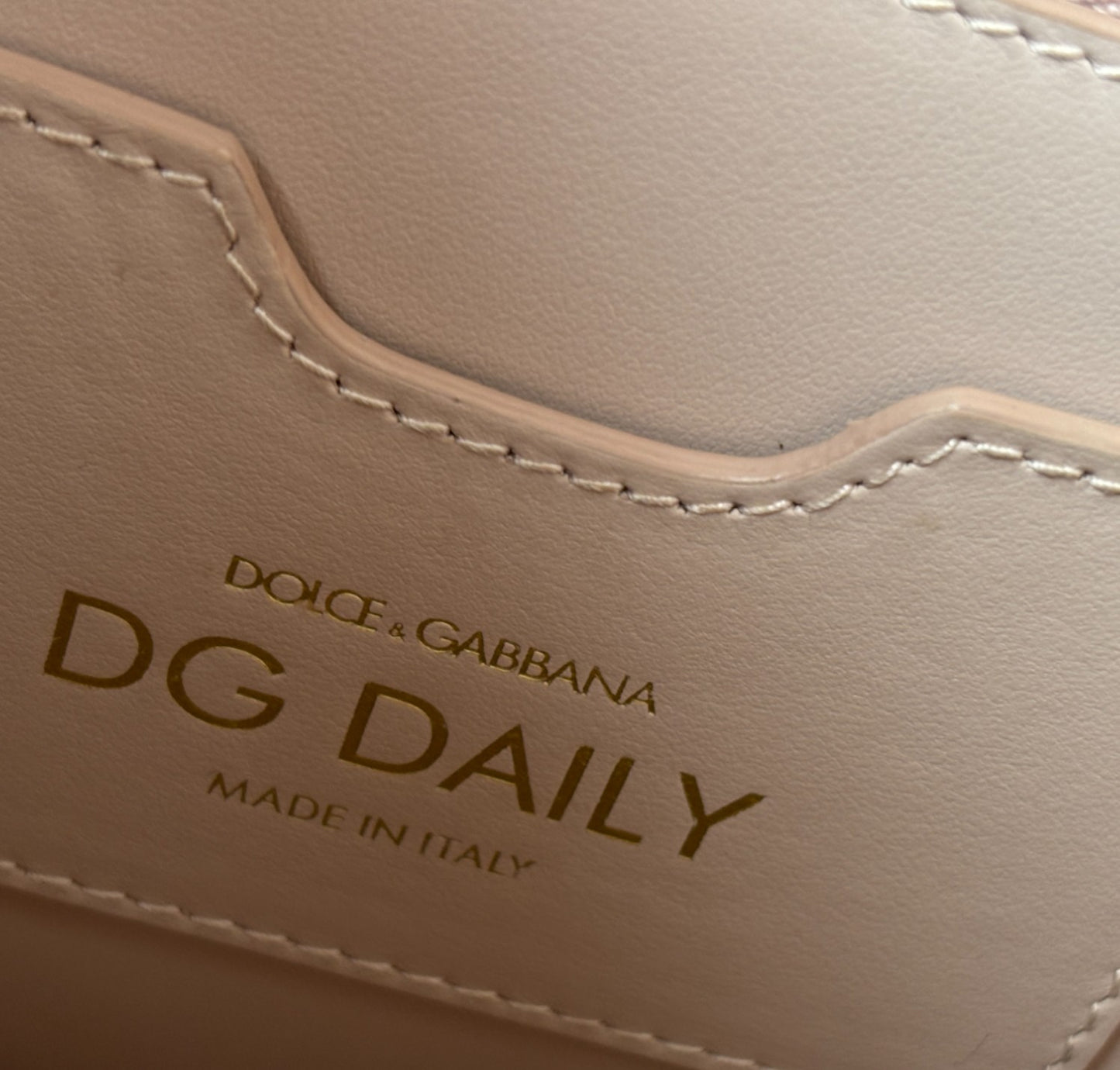 DG Daily Cipria