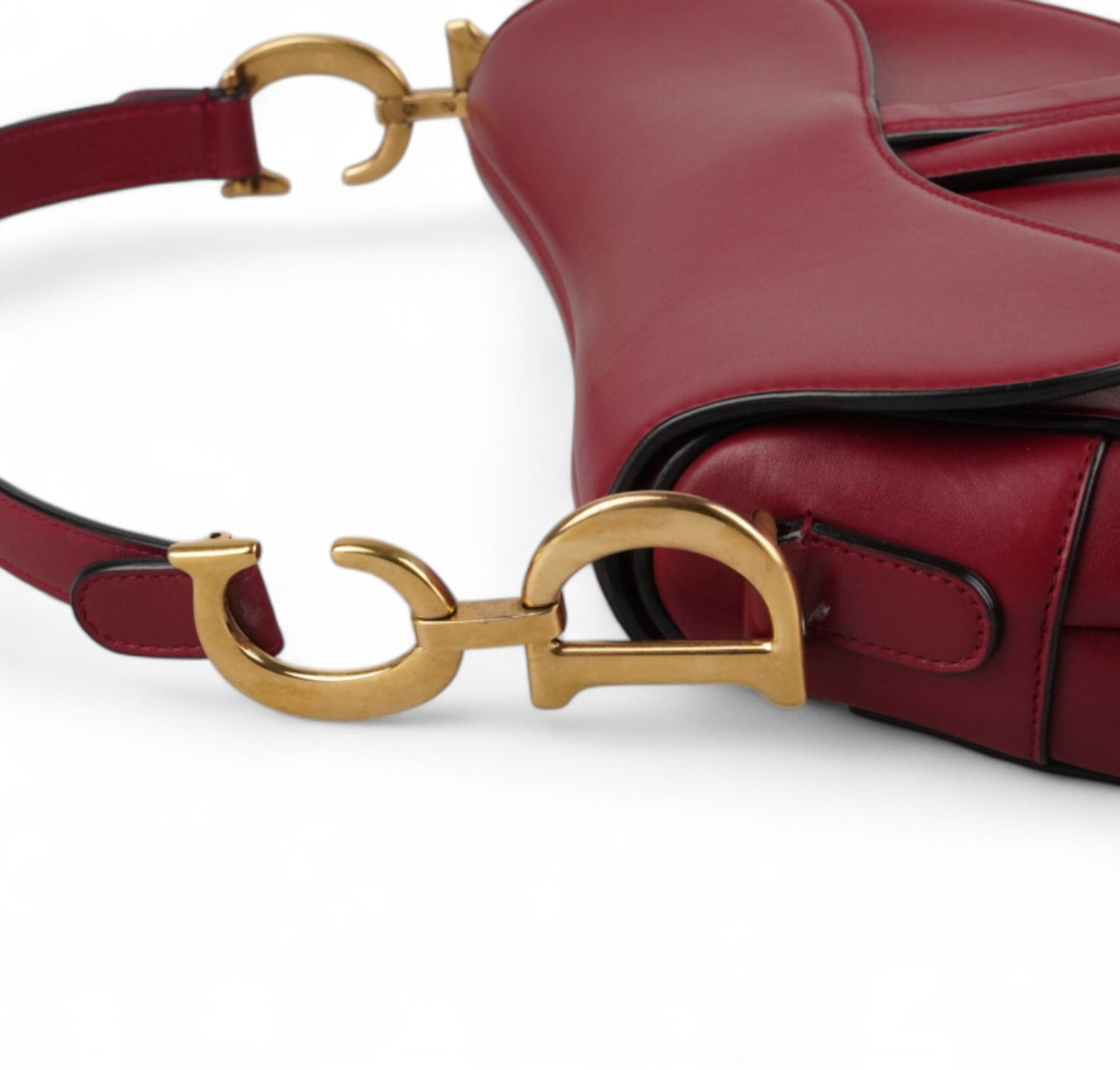 Saddle