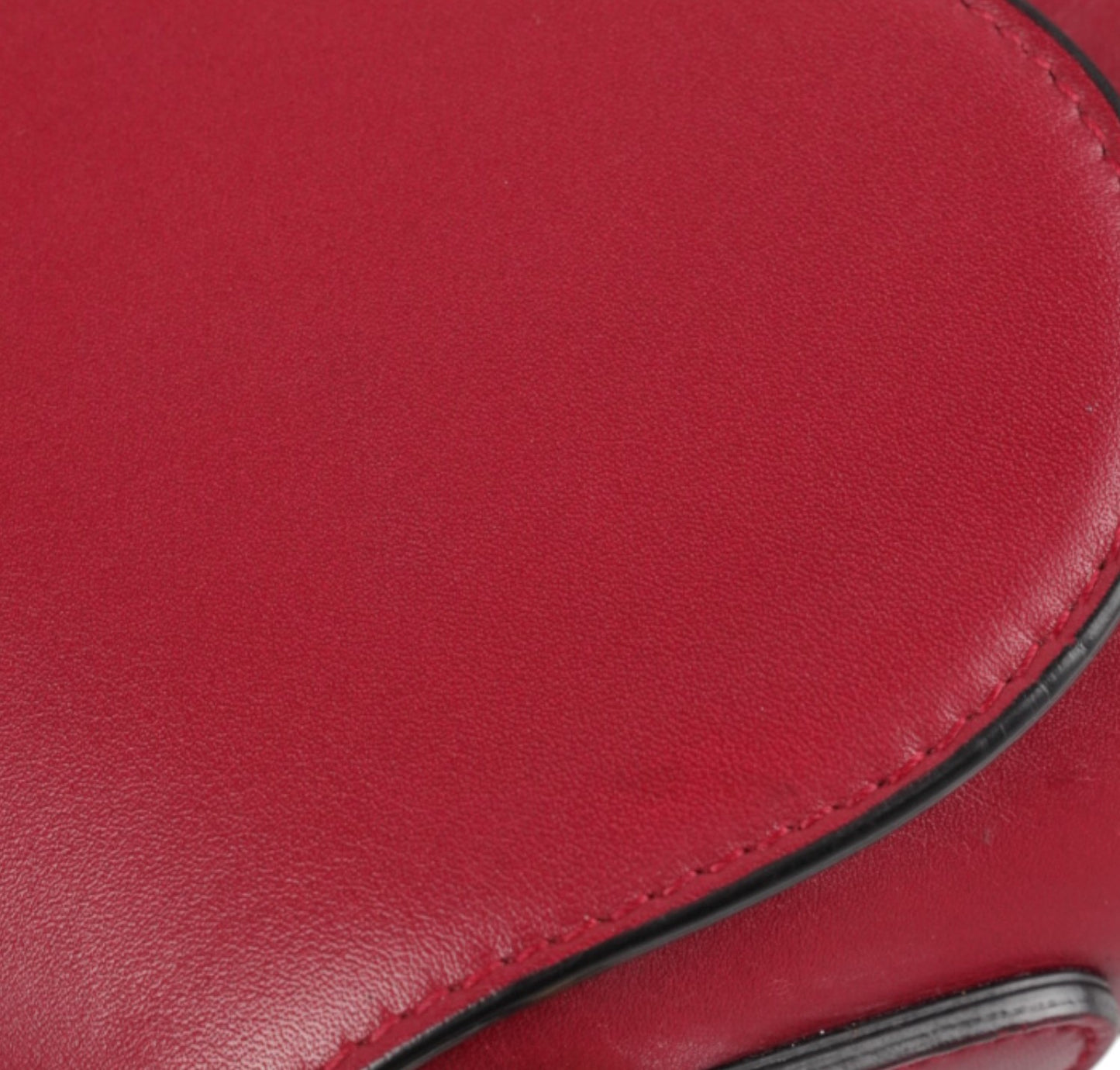 Saddle