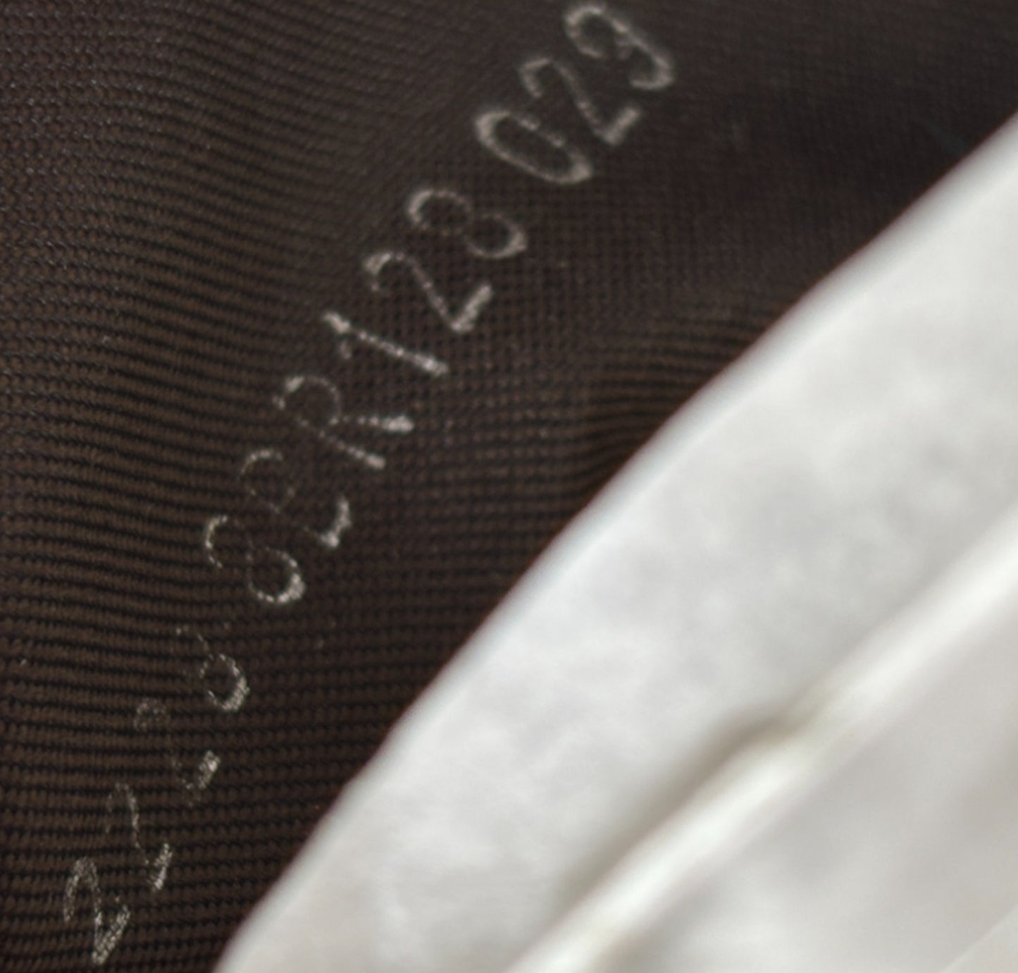 Oyster Zucca Monogram