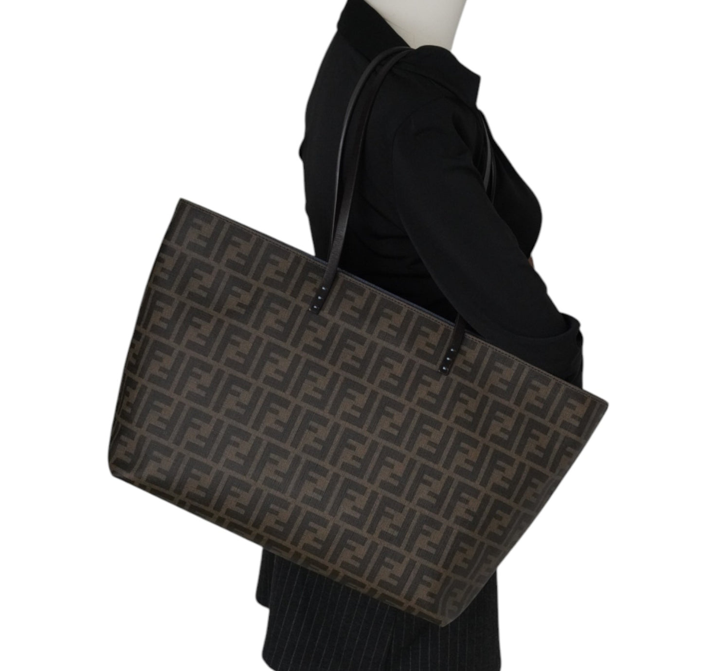 Roll Monogram