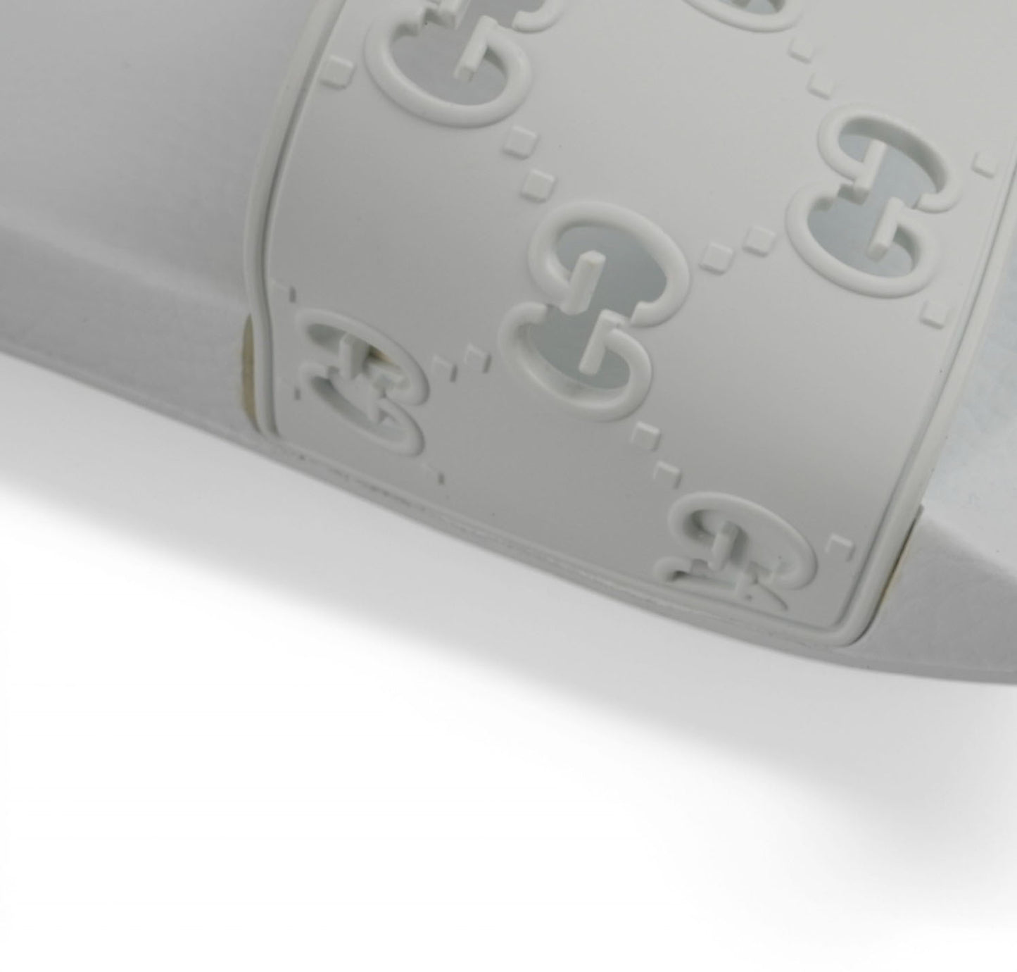 GG Monogram Slides