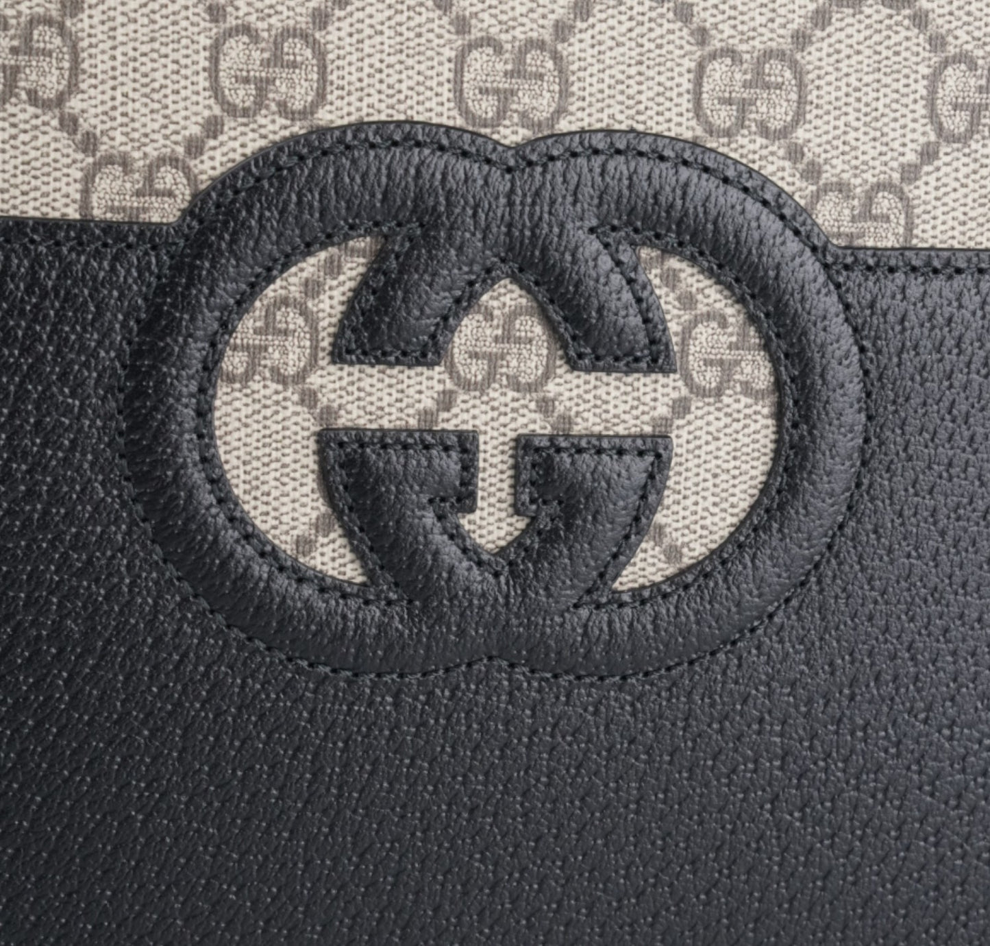 Pouch GG Cut Out