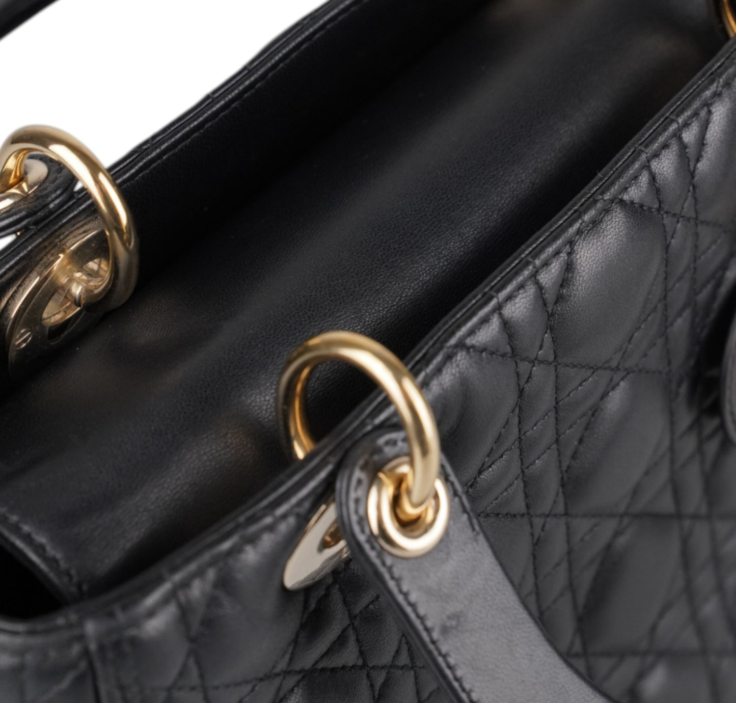 Lady Dior Media