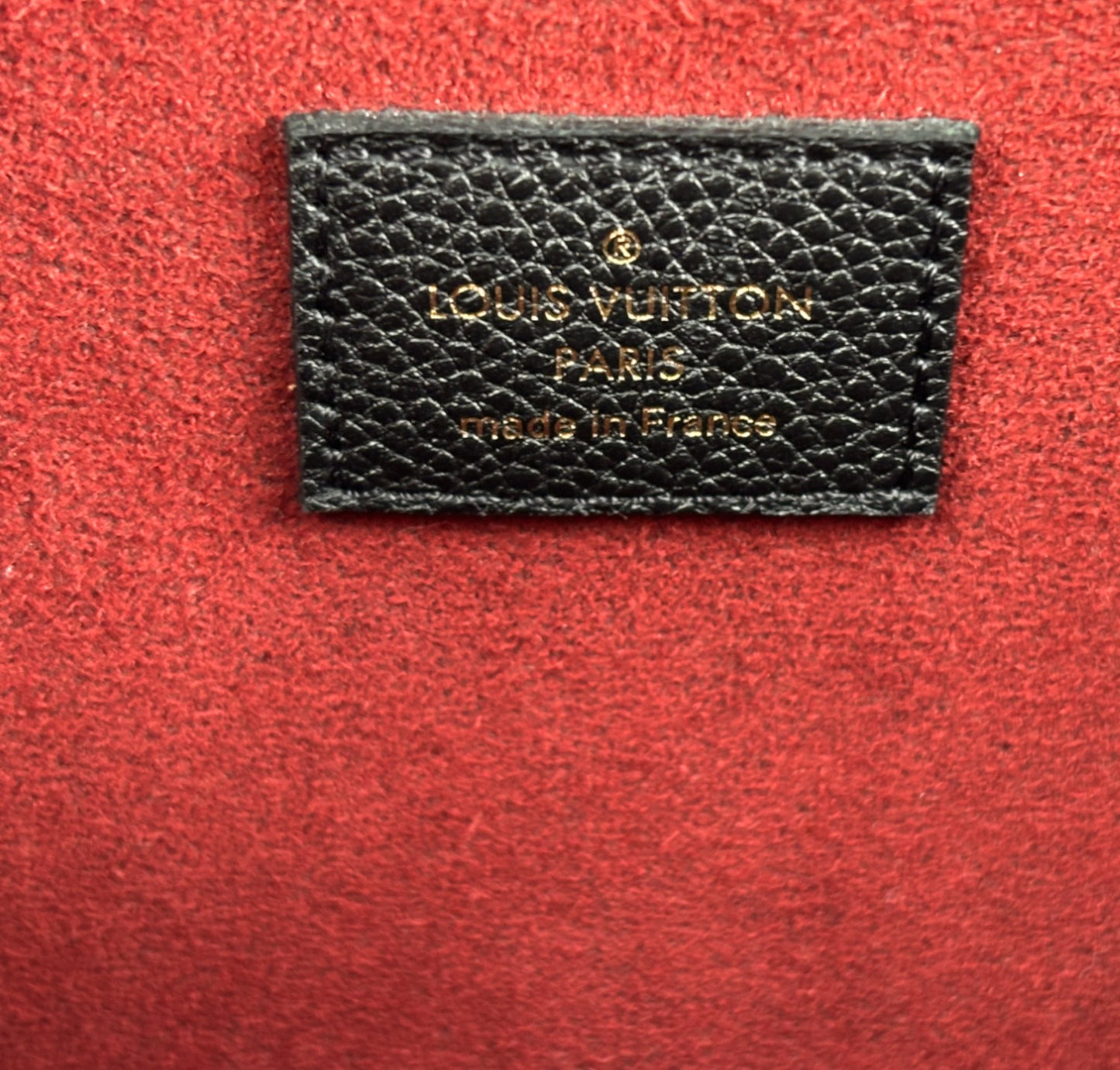 Metis clutch bag
