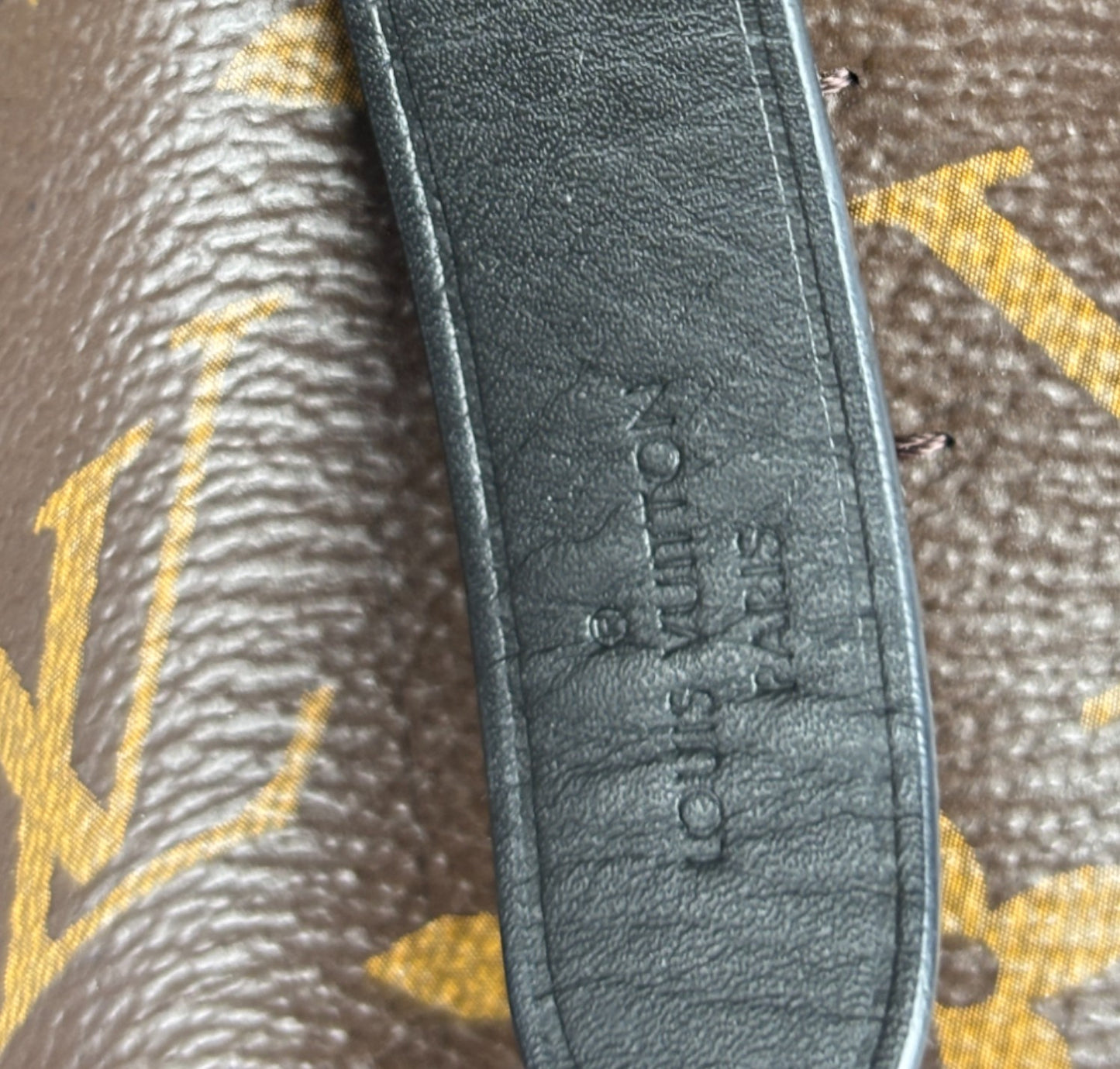 NeoNoé Monogram