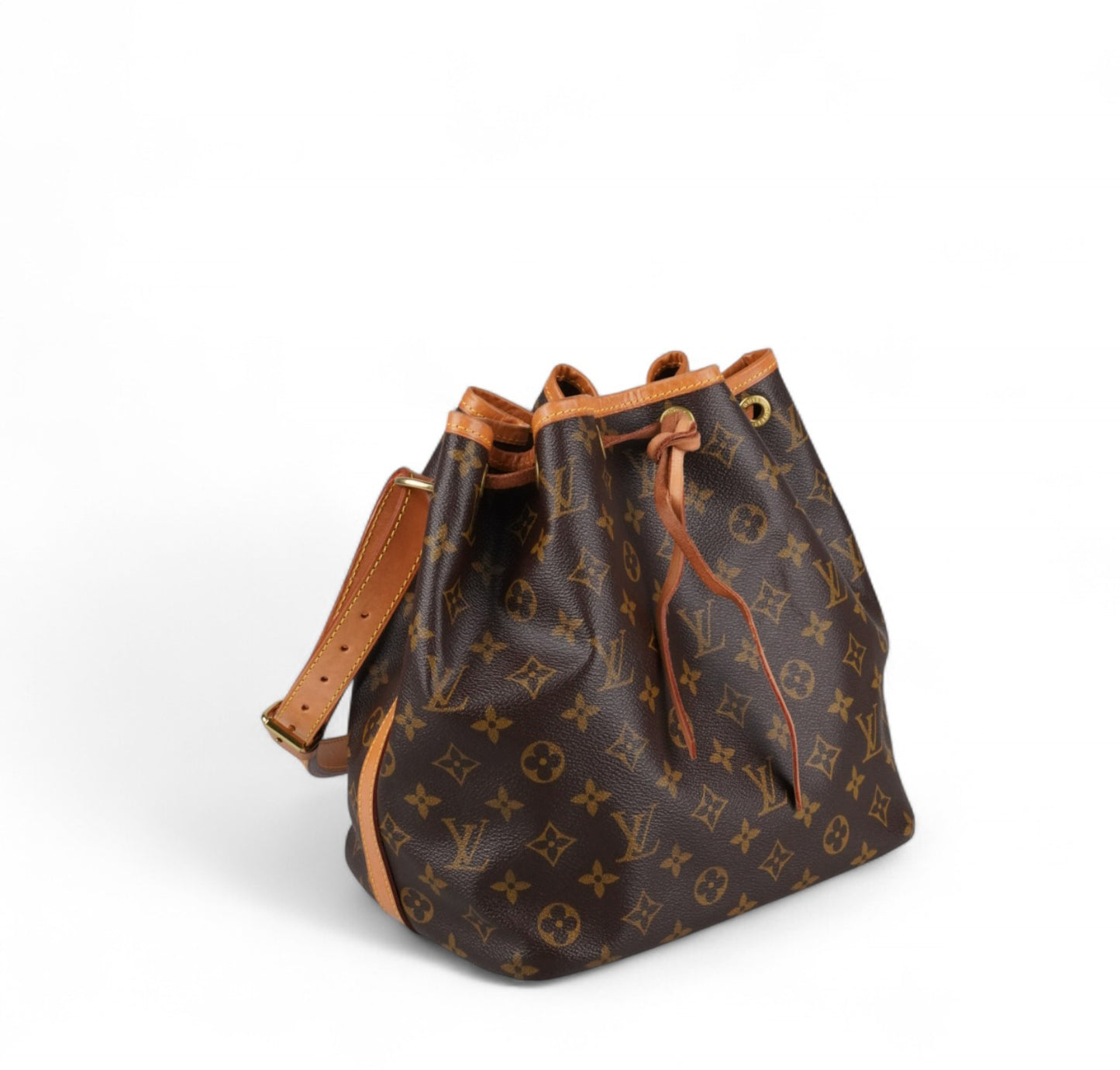 Noah Monogram