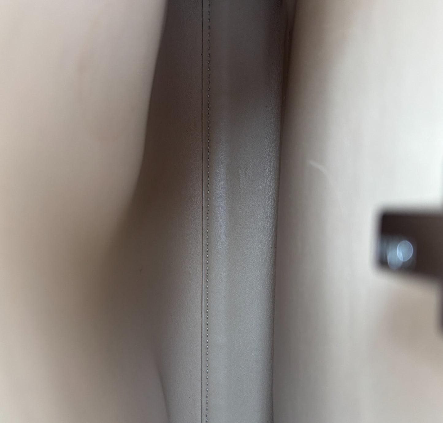 Peekaboo ISeeU Piccola