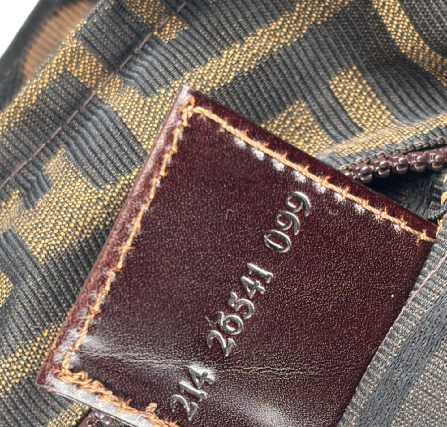Pouch Top Handle