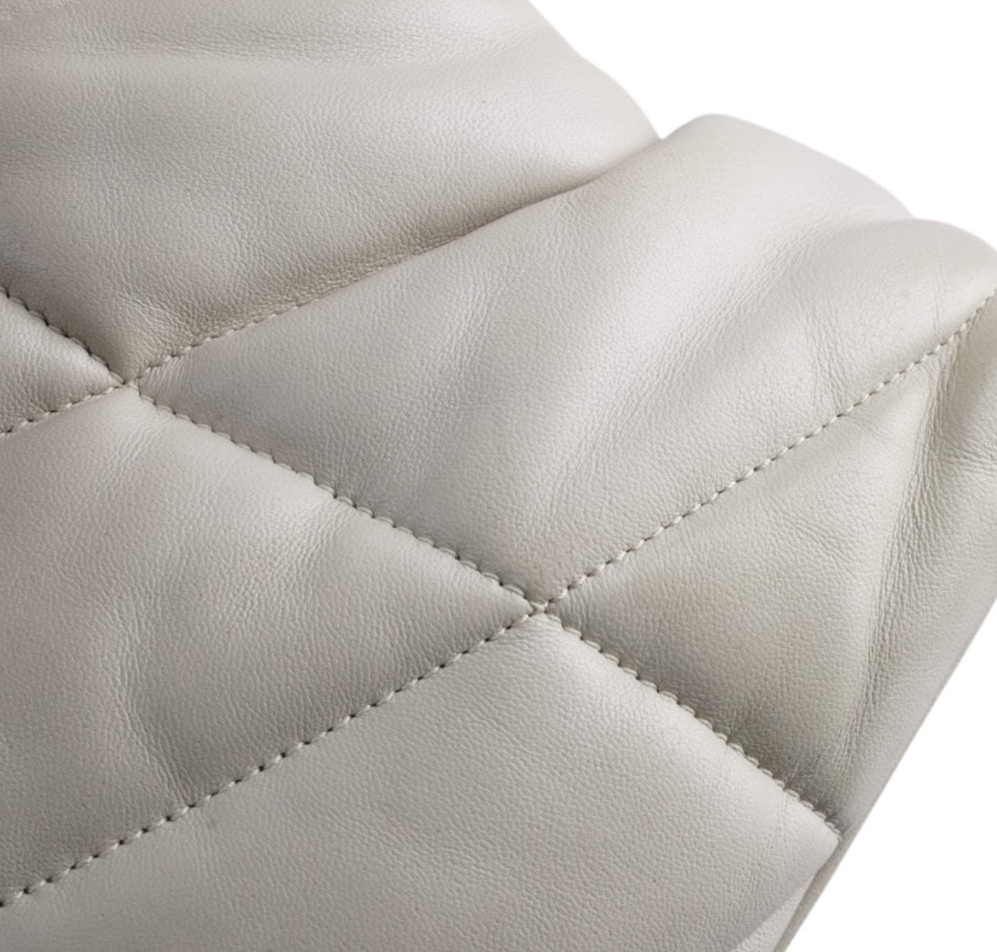 Small White Vintage Puffer
