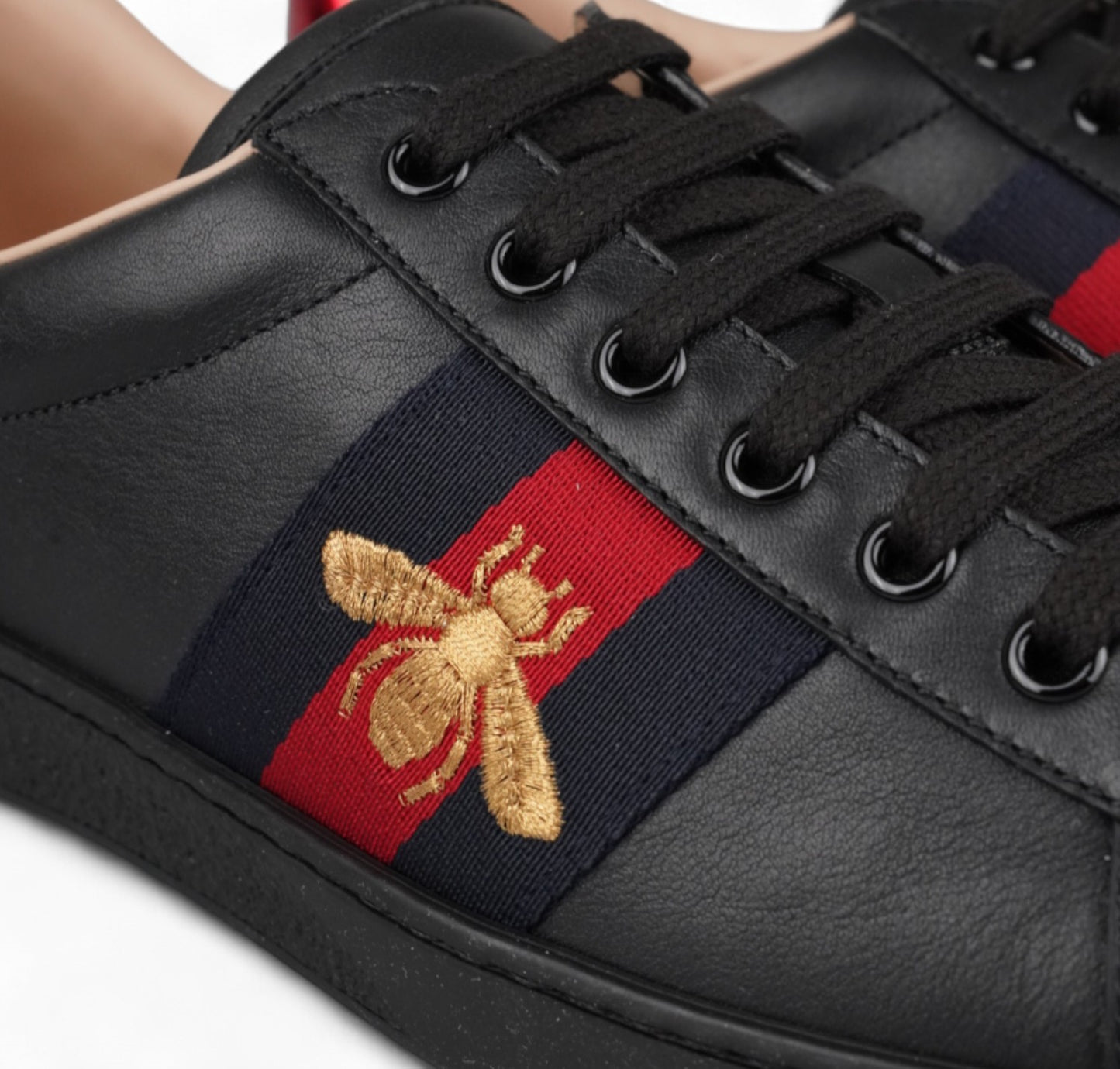 Sneakers Ace Bee