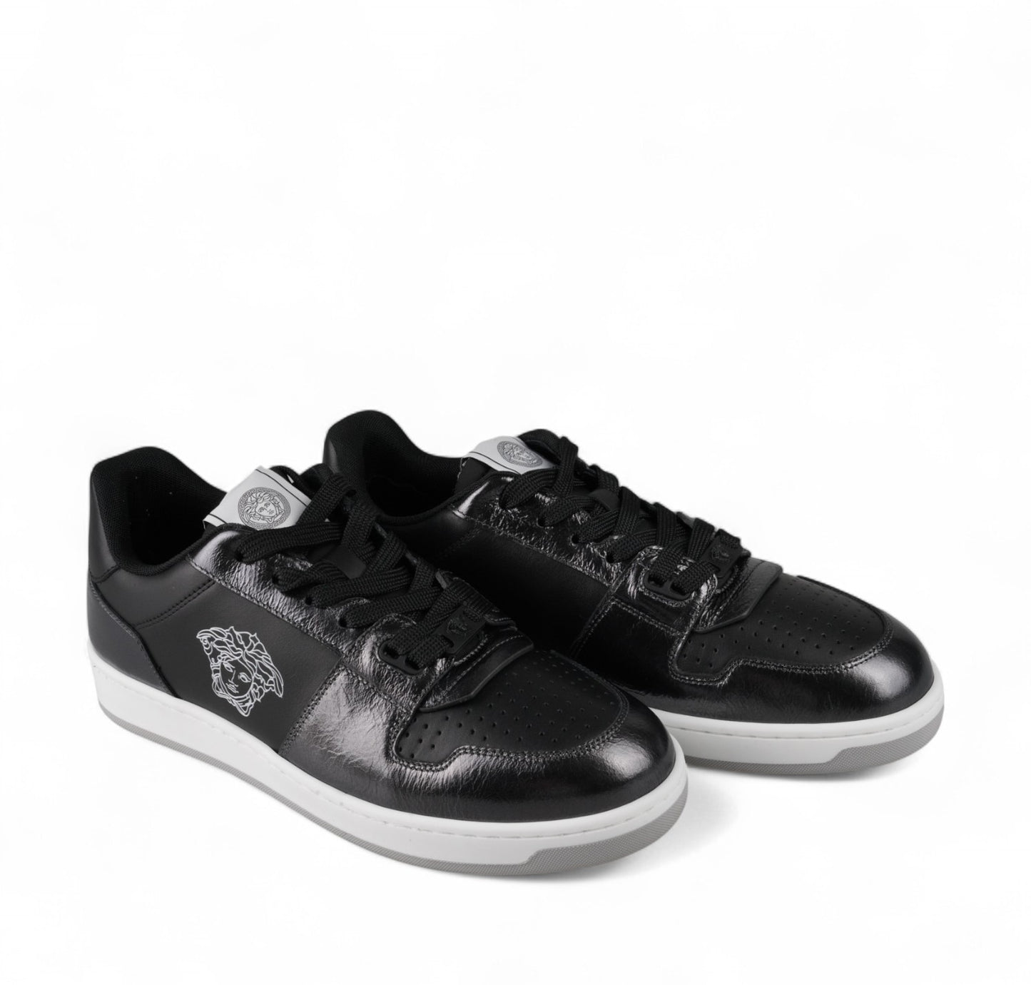 Sneakers Medusa 41