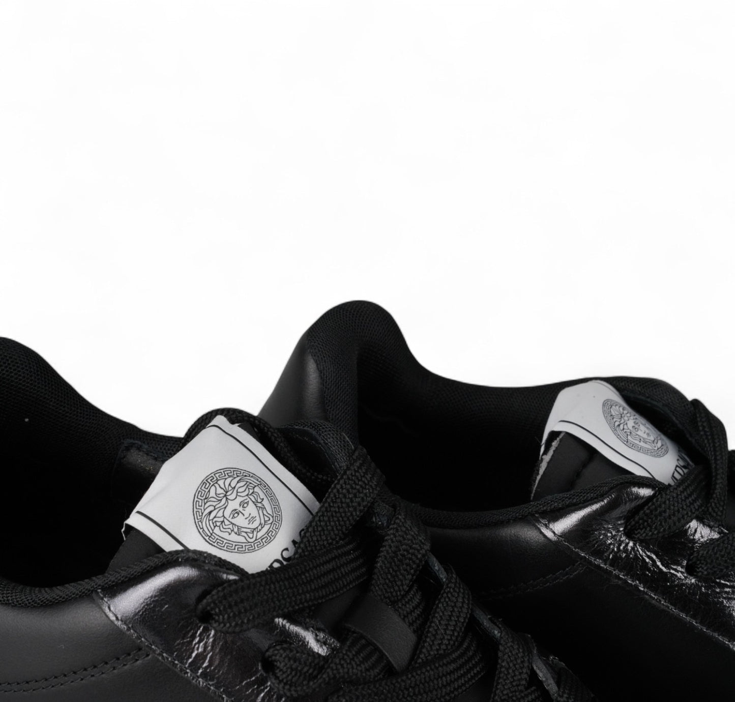Sneakers Medusa 41