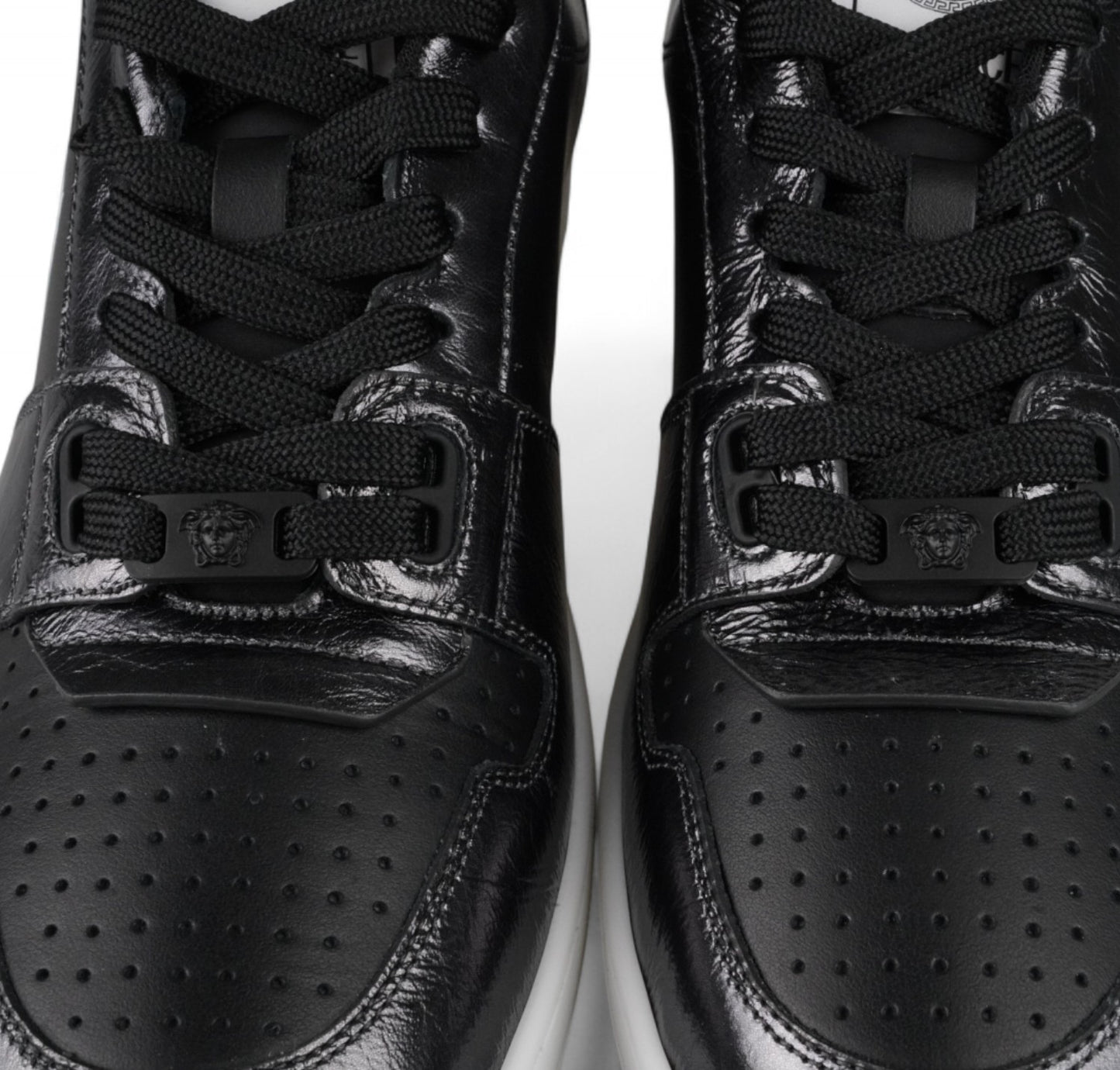 Sneakers Medusa 41