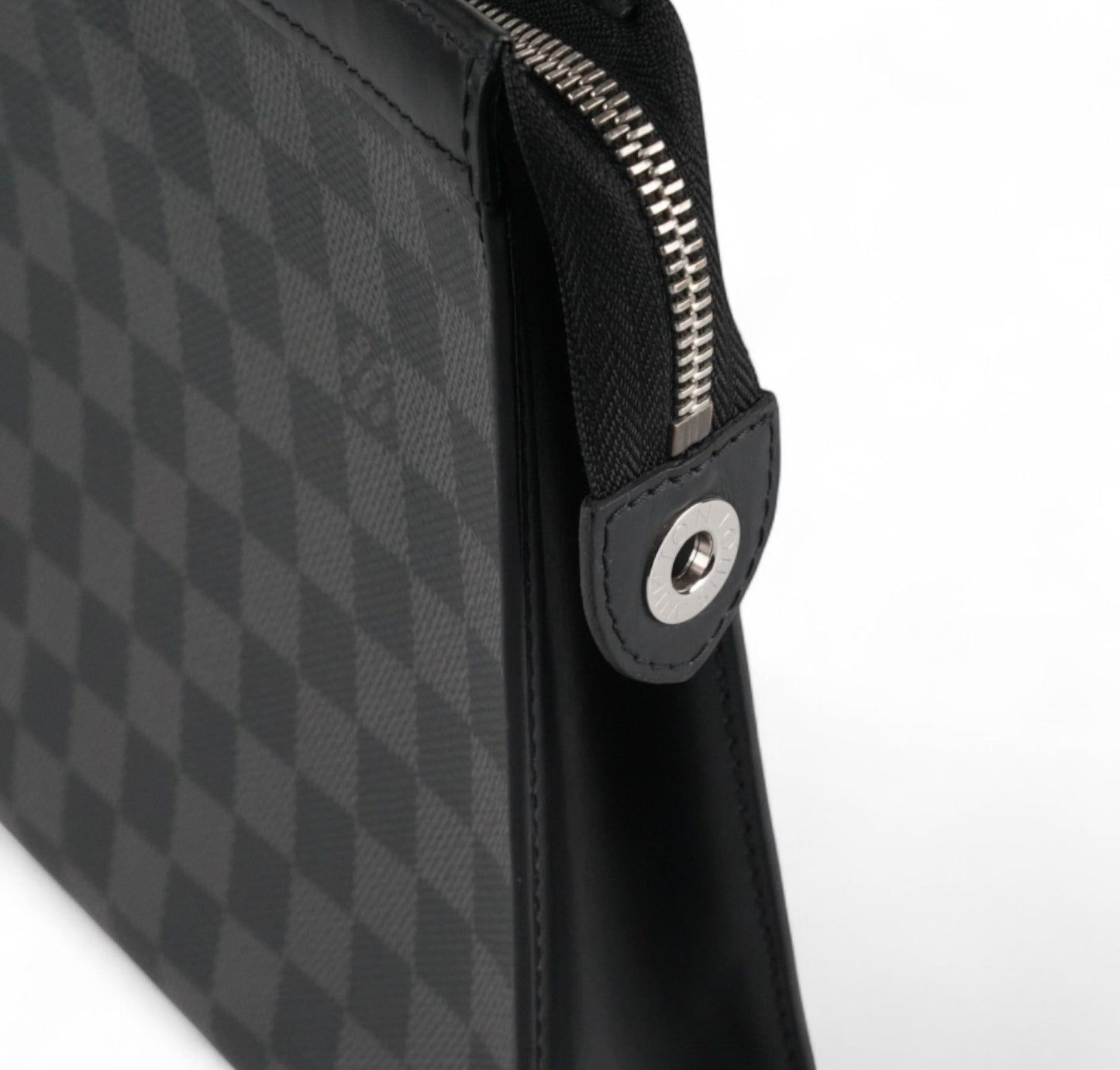 Toilet 26 Damier Graphite