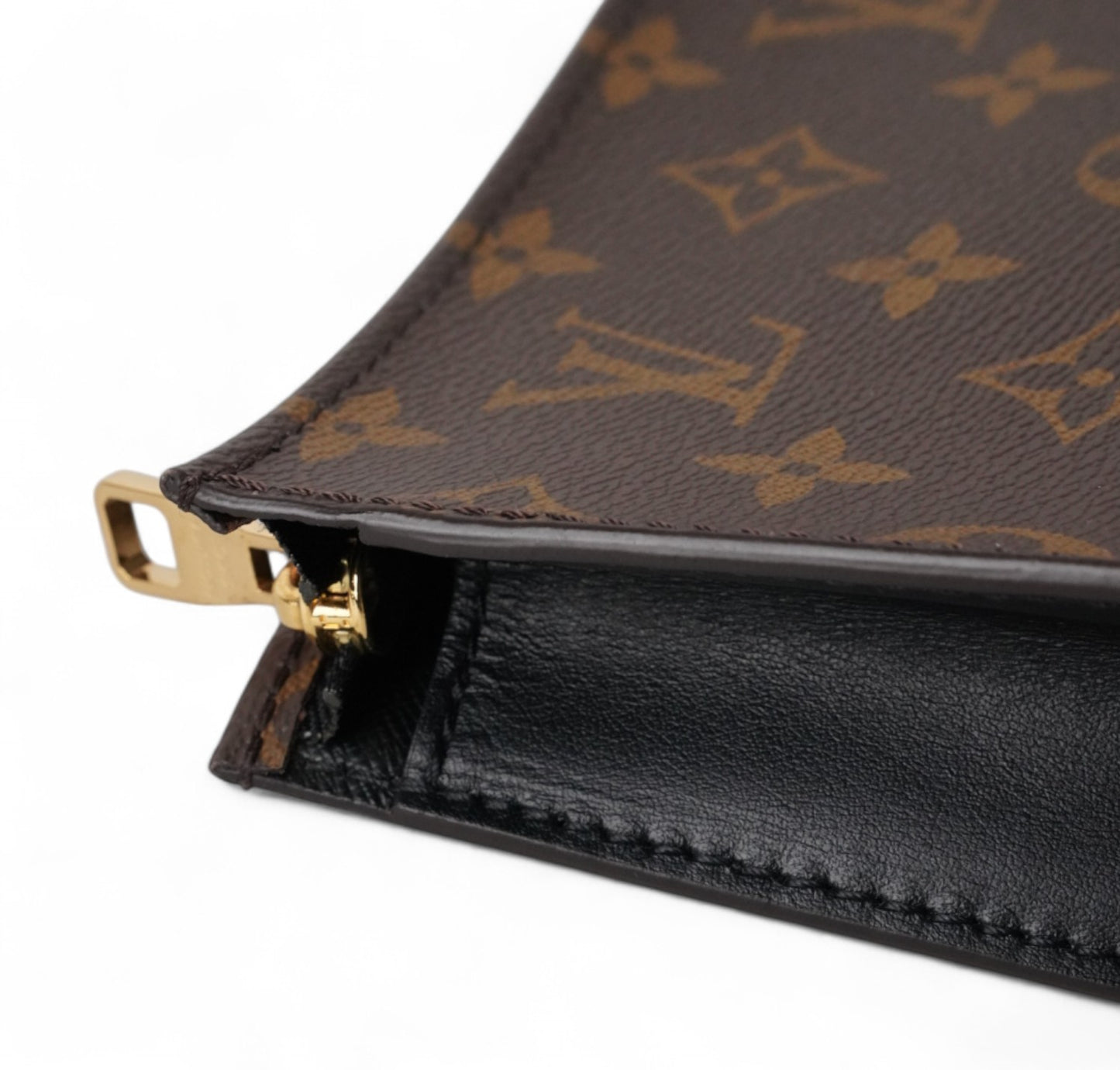 Toilette 26 Monogram