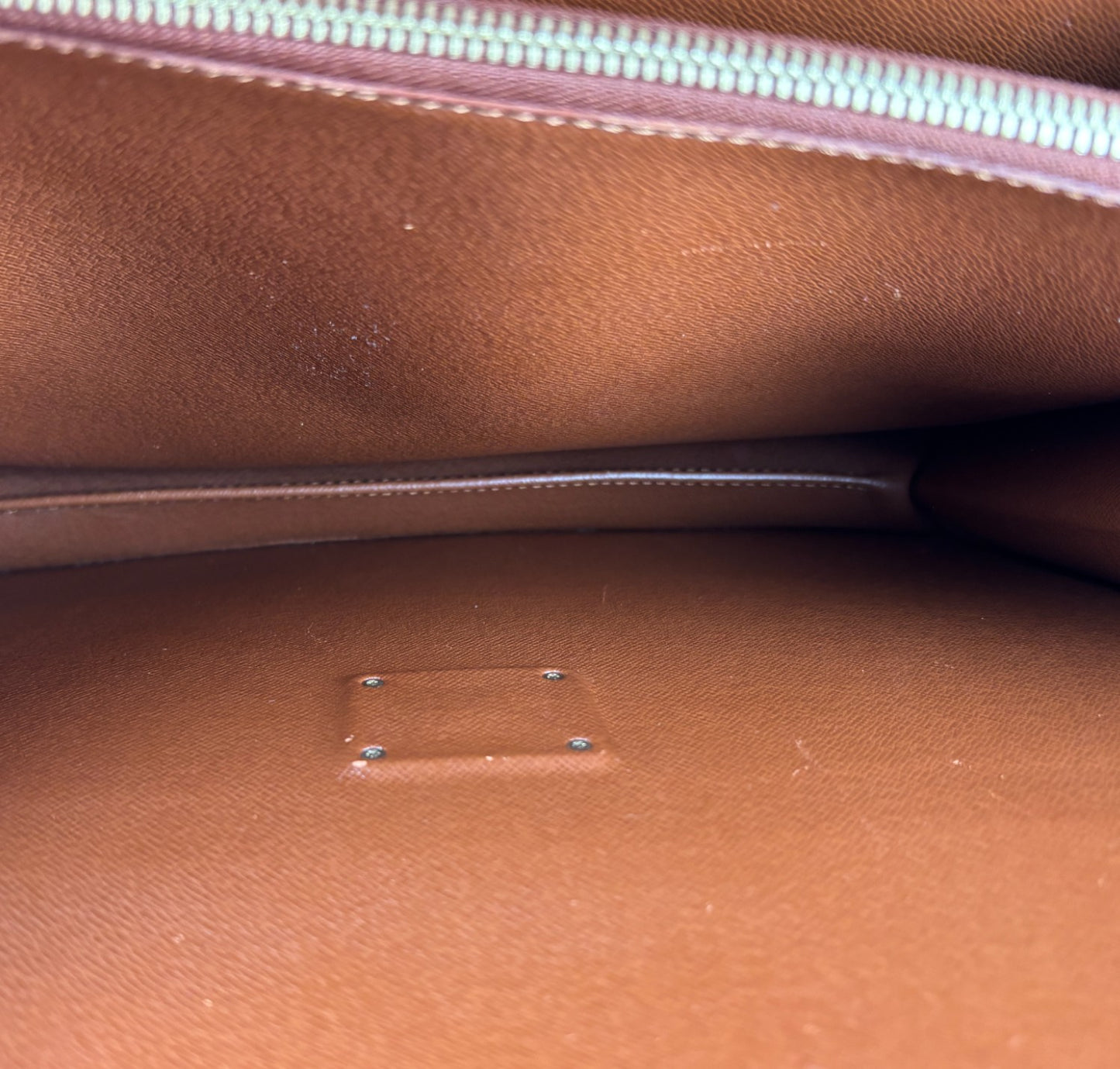 Serviette Fermoir Monogram