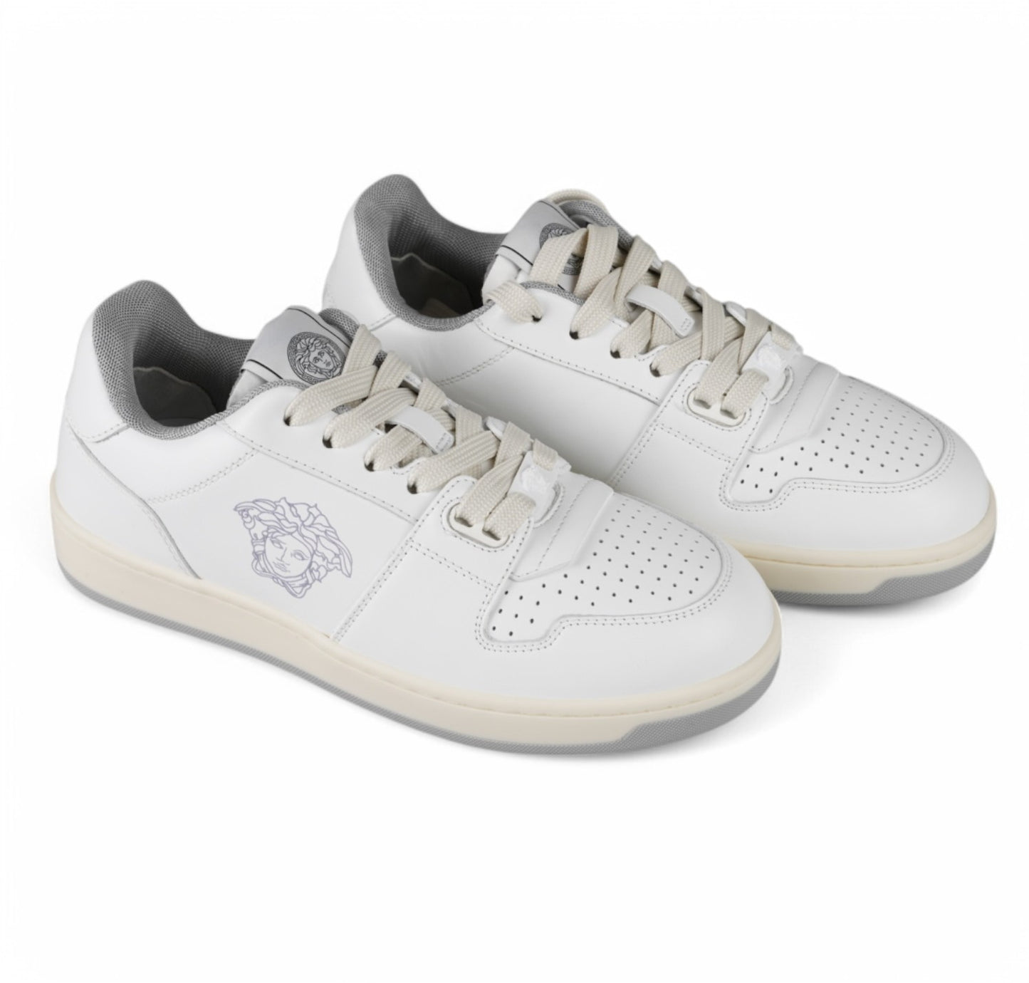 Sneakers Medusa 37