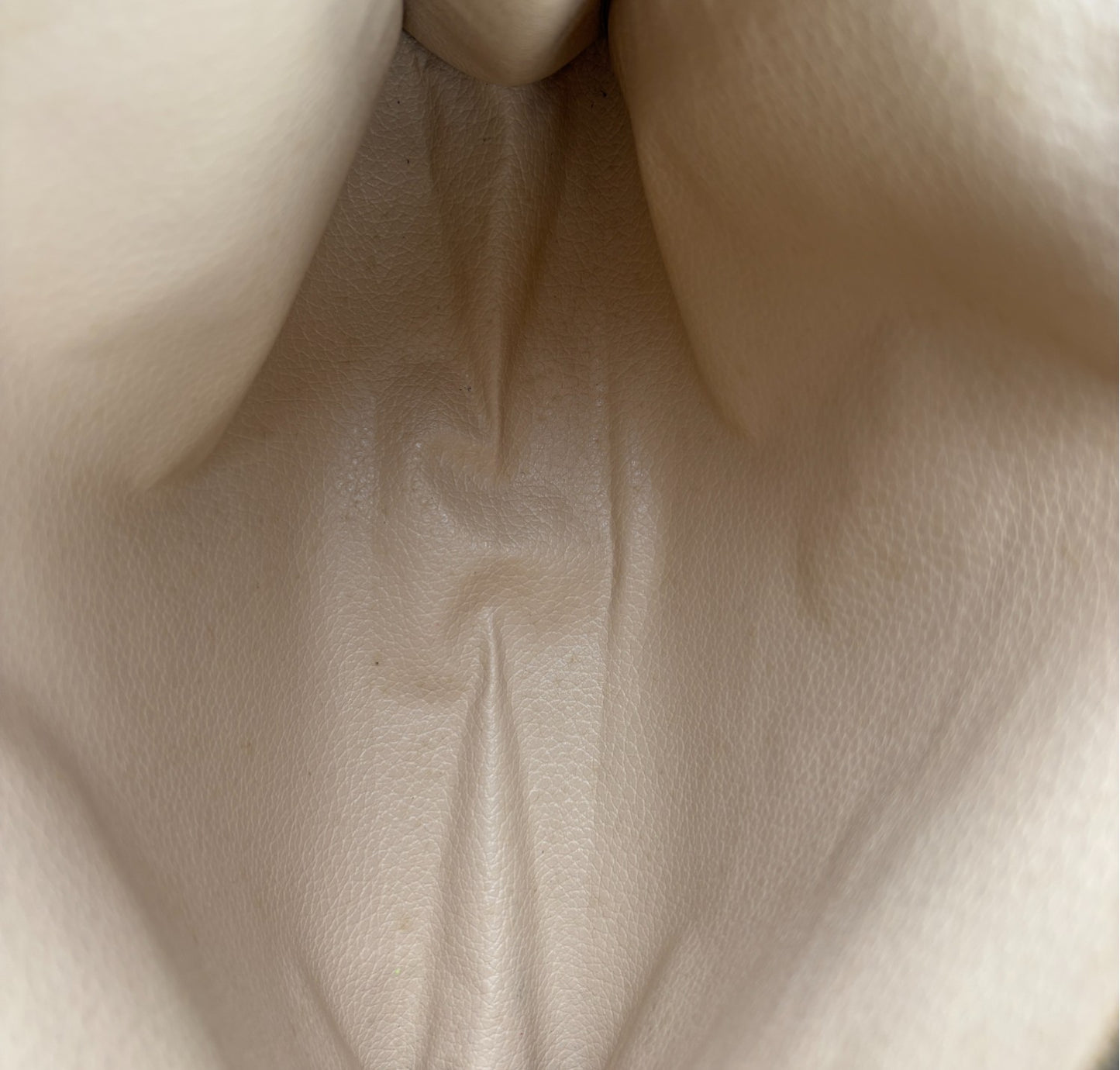 Toilette 26 Monogram