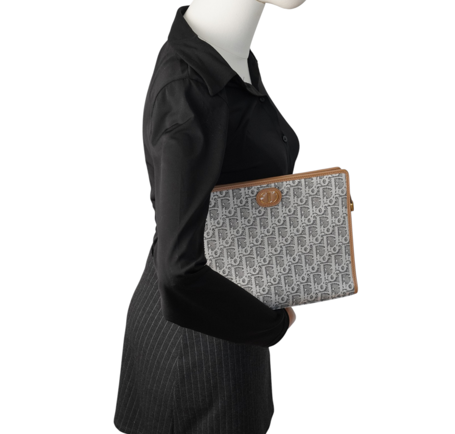 Pochette Dea 30 Montaigne