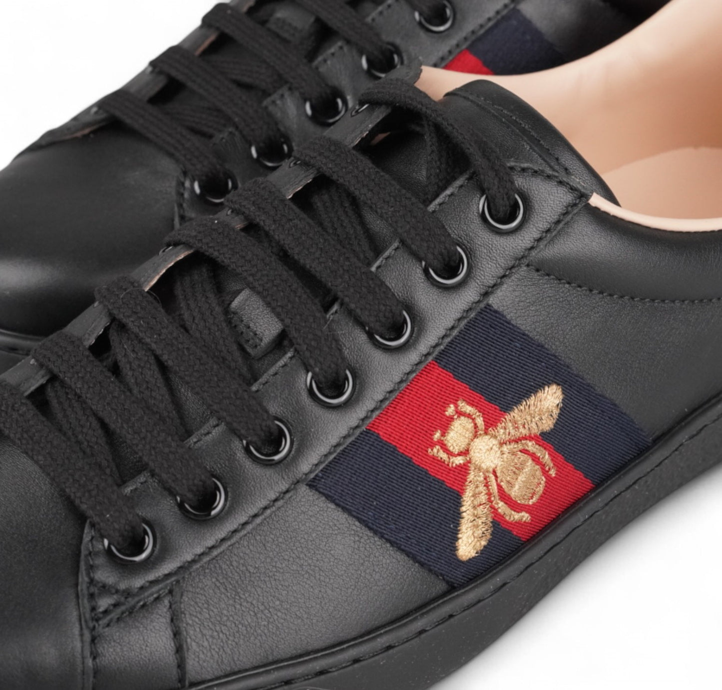Sneakers Ace Bee