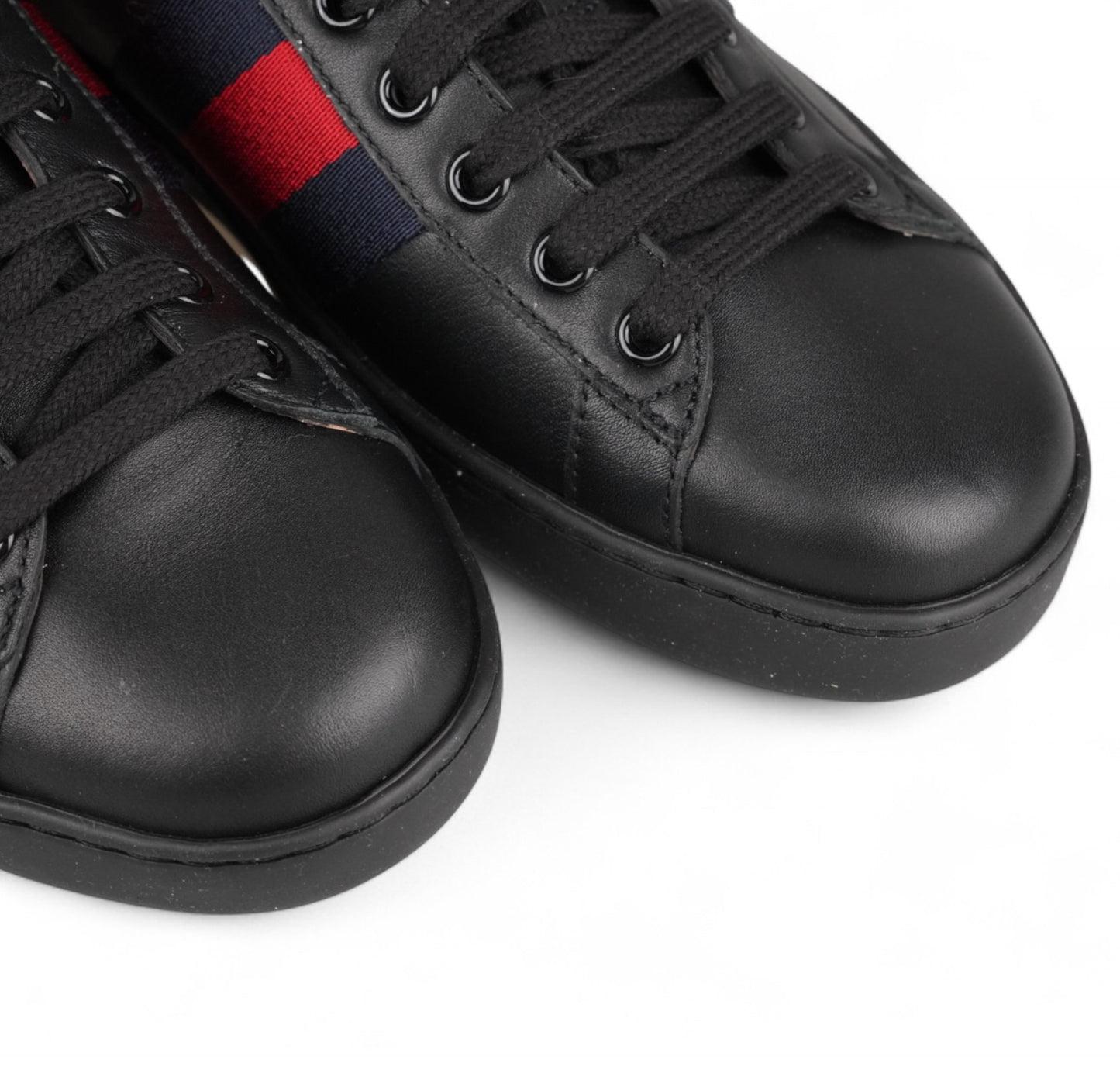 Sneakers Ace Bee