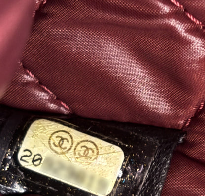 Classic Caviar Clutch