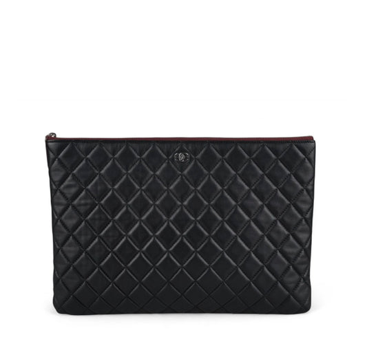 Classic Caviar Clutch