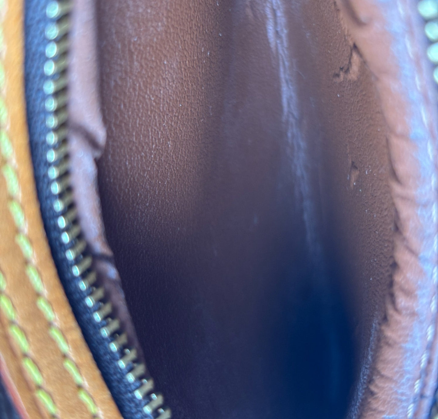 Pochette Cite Monogram