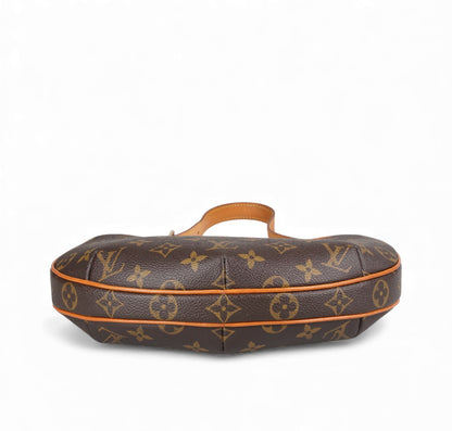 Croissant PM Monogram