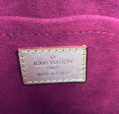 Croissant PM Monogram