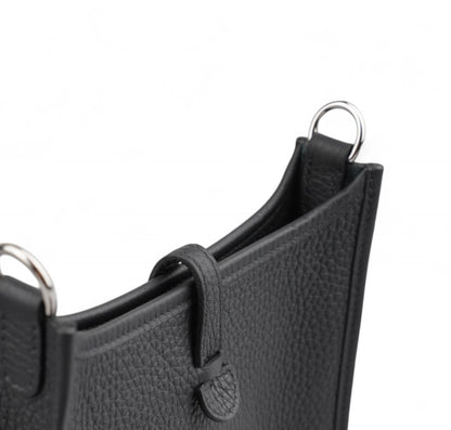 Evelyn 16 Black