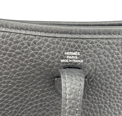 Evelyn 16 Black