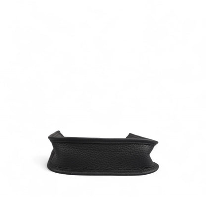 Evelyn 16 Black
