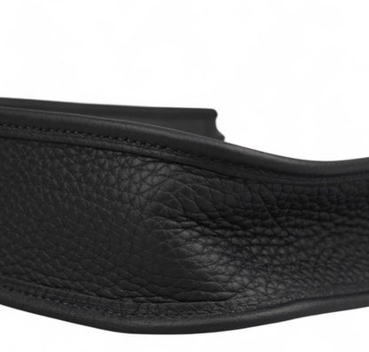 Evelyn 16 Black