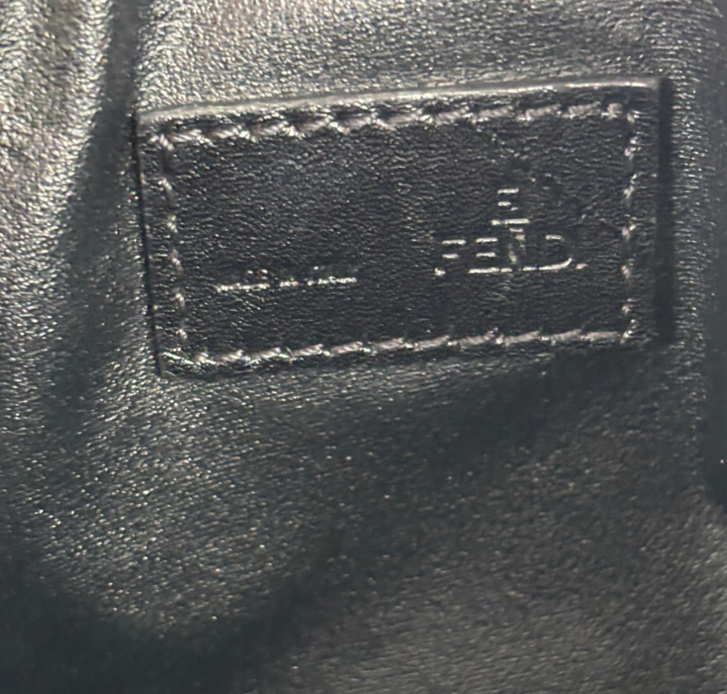 Pouch Monogram