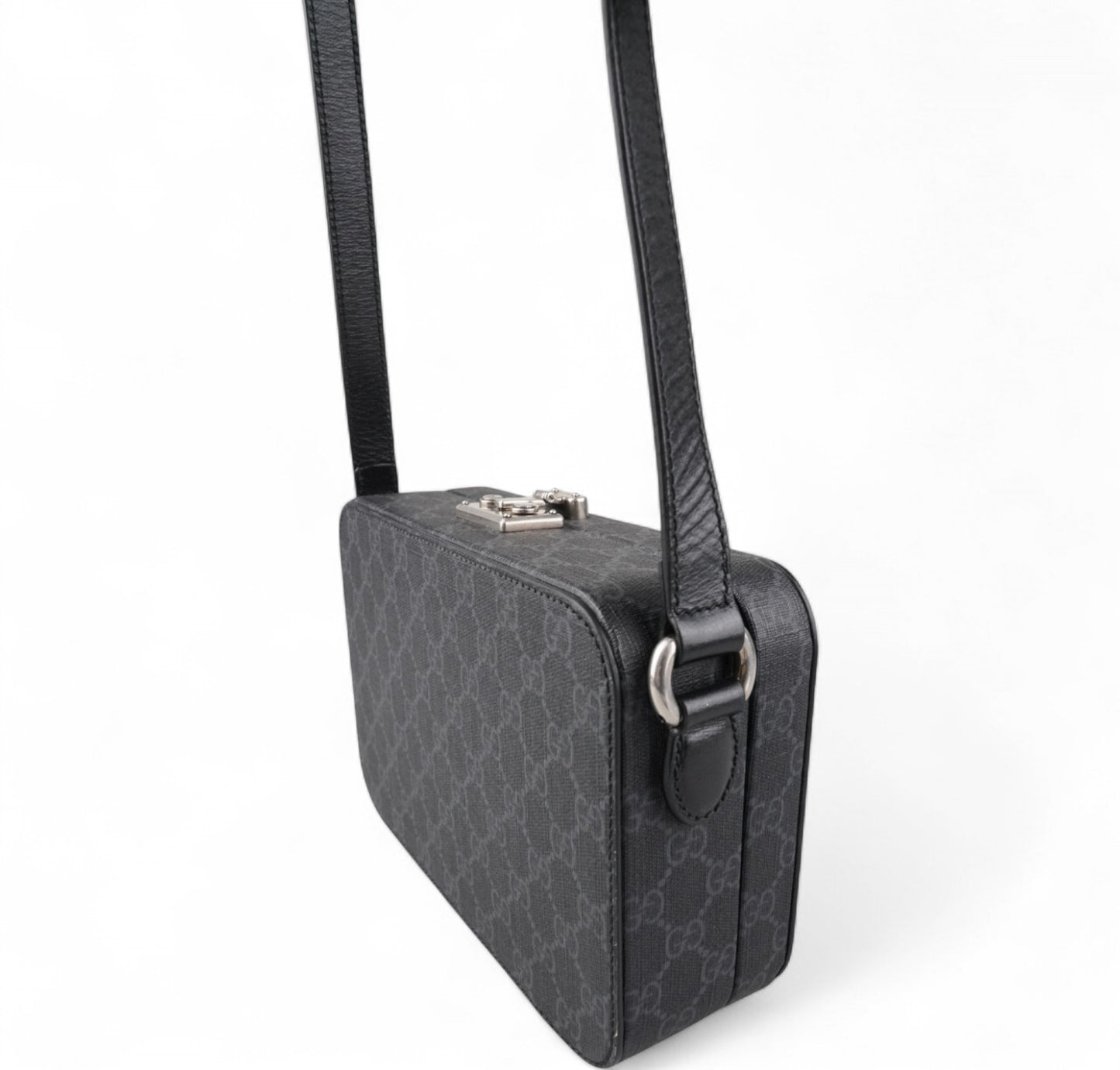 Hard Trunk GG Supreme