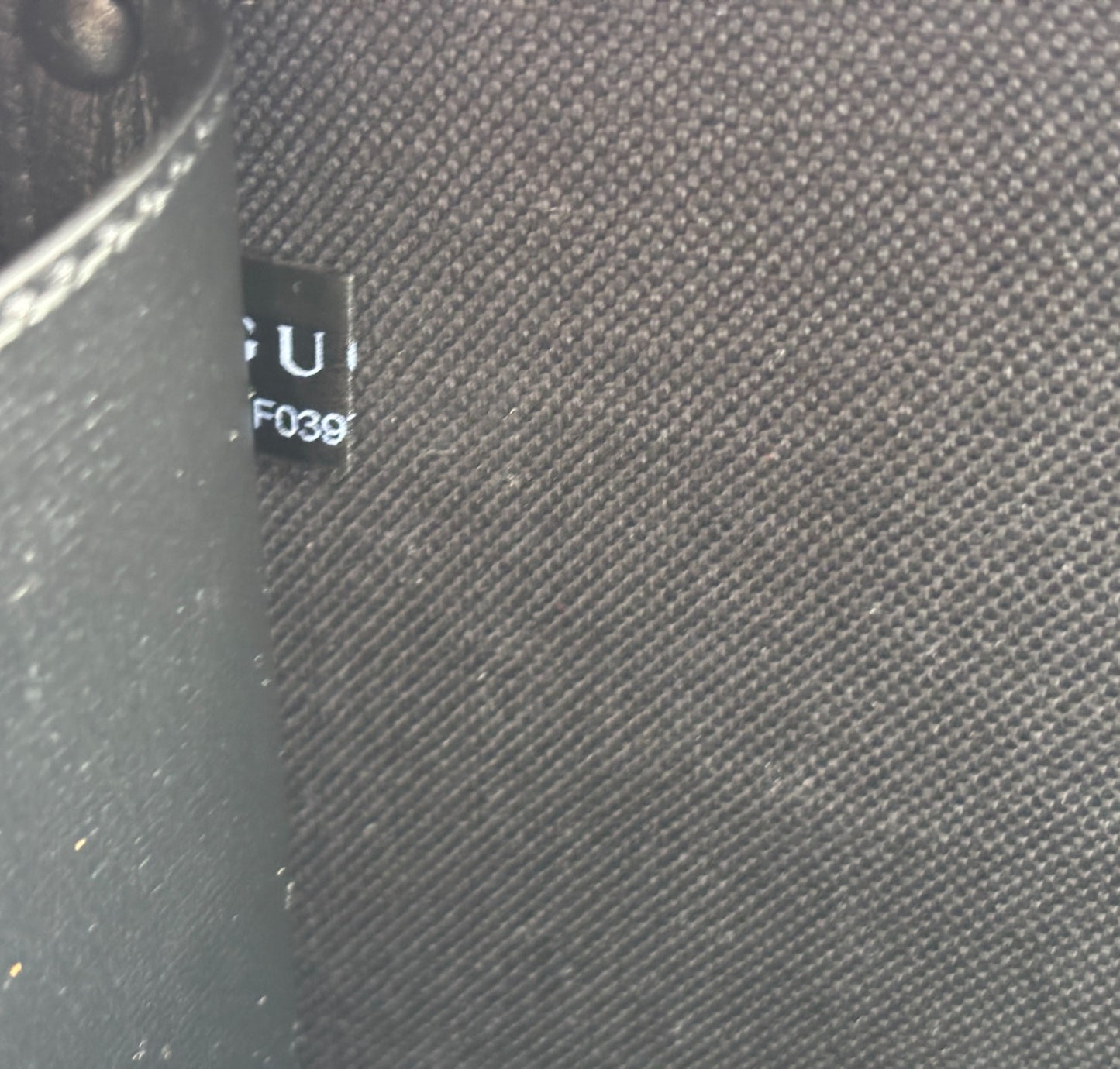 Hard Trunk GG Supreme