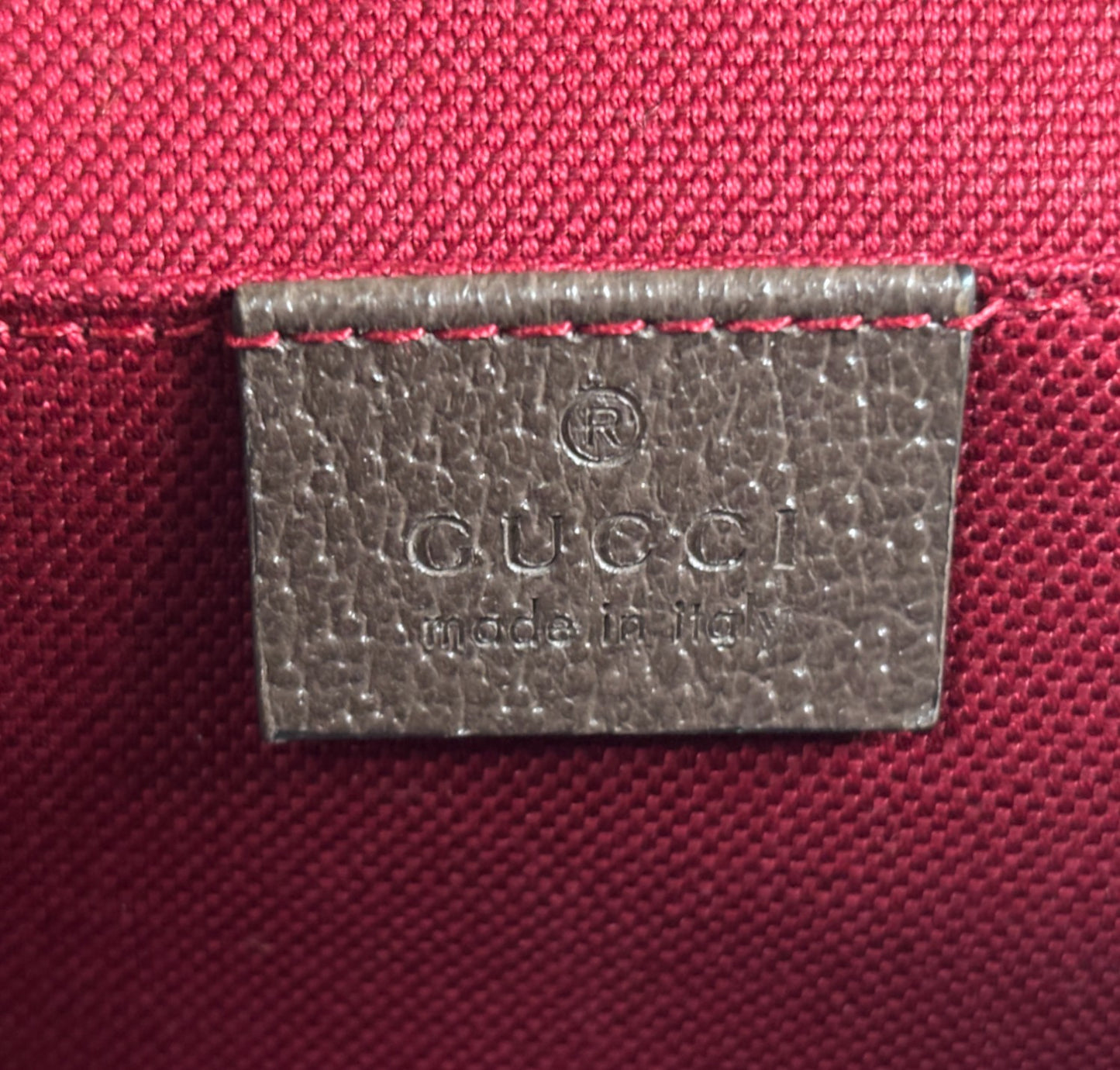 GG Supreme Messenger Shoulder Bag
