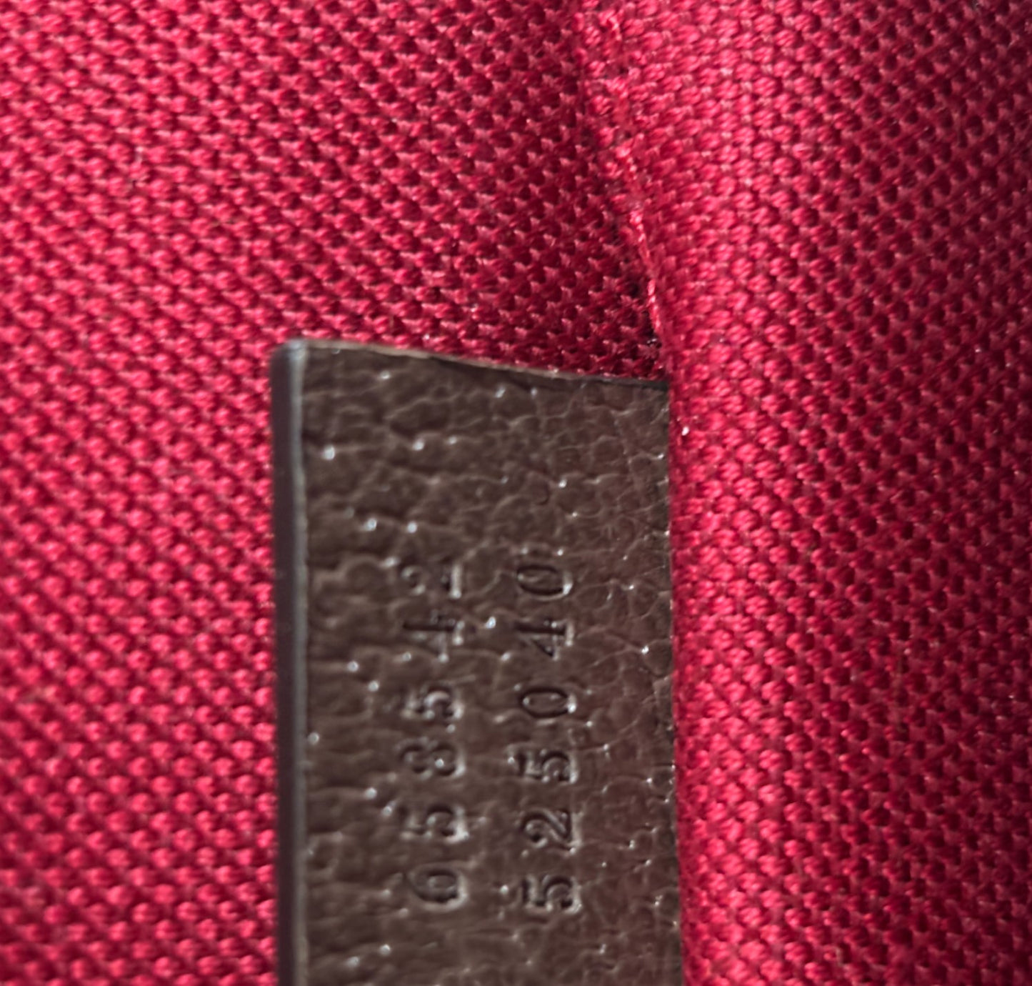 GG Supreme Messenger Shoulder Bag