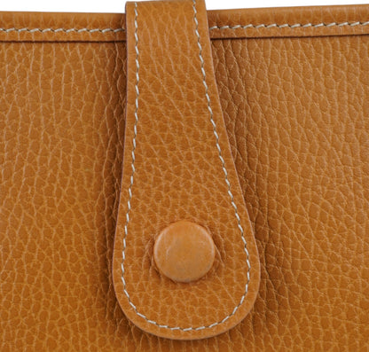 Evelyne III Gold