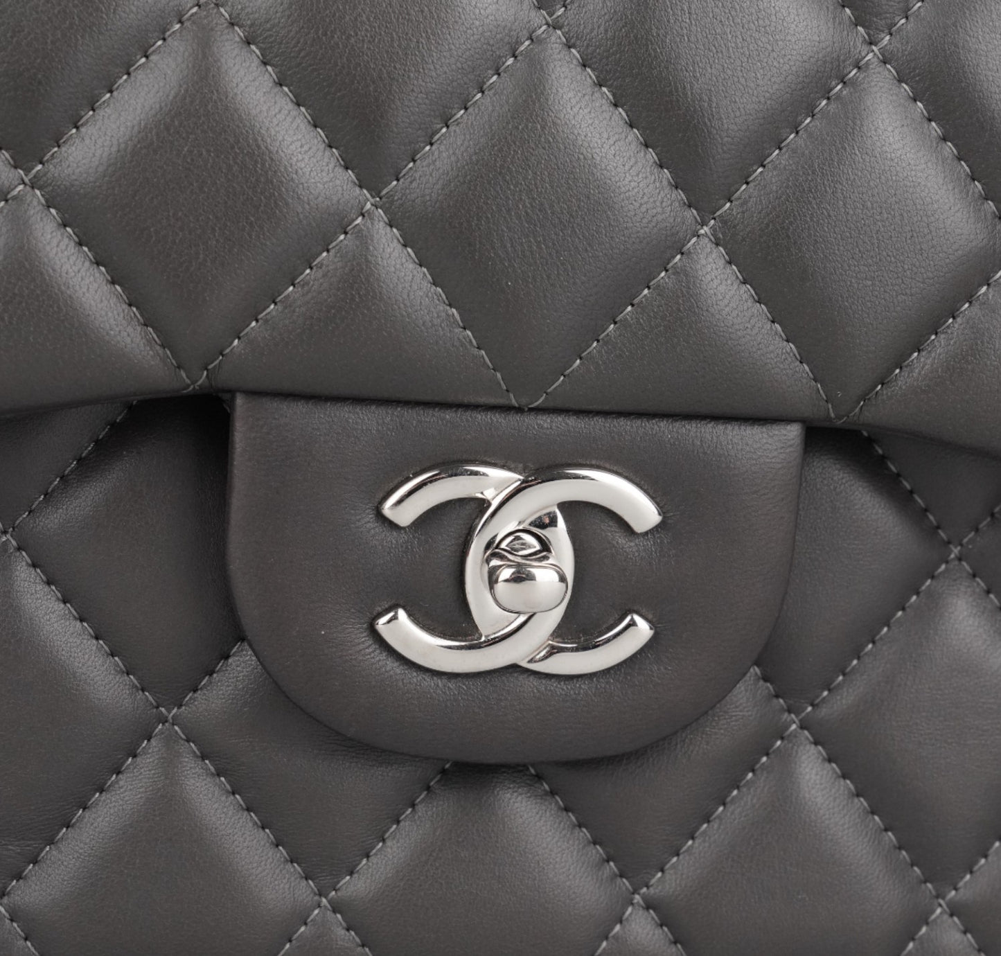 Timeless Jumbo Double Flap Black 