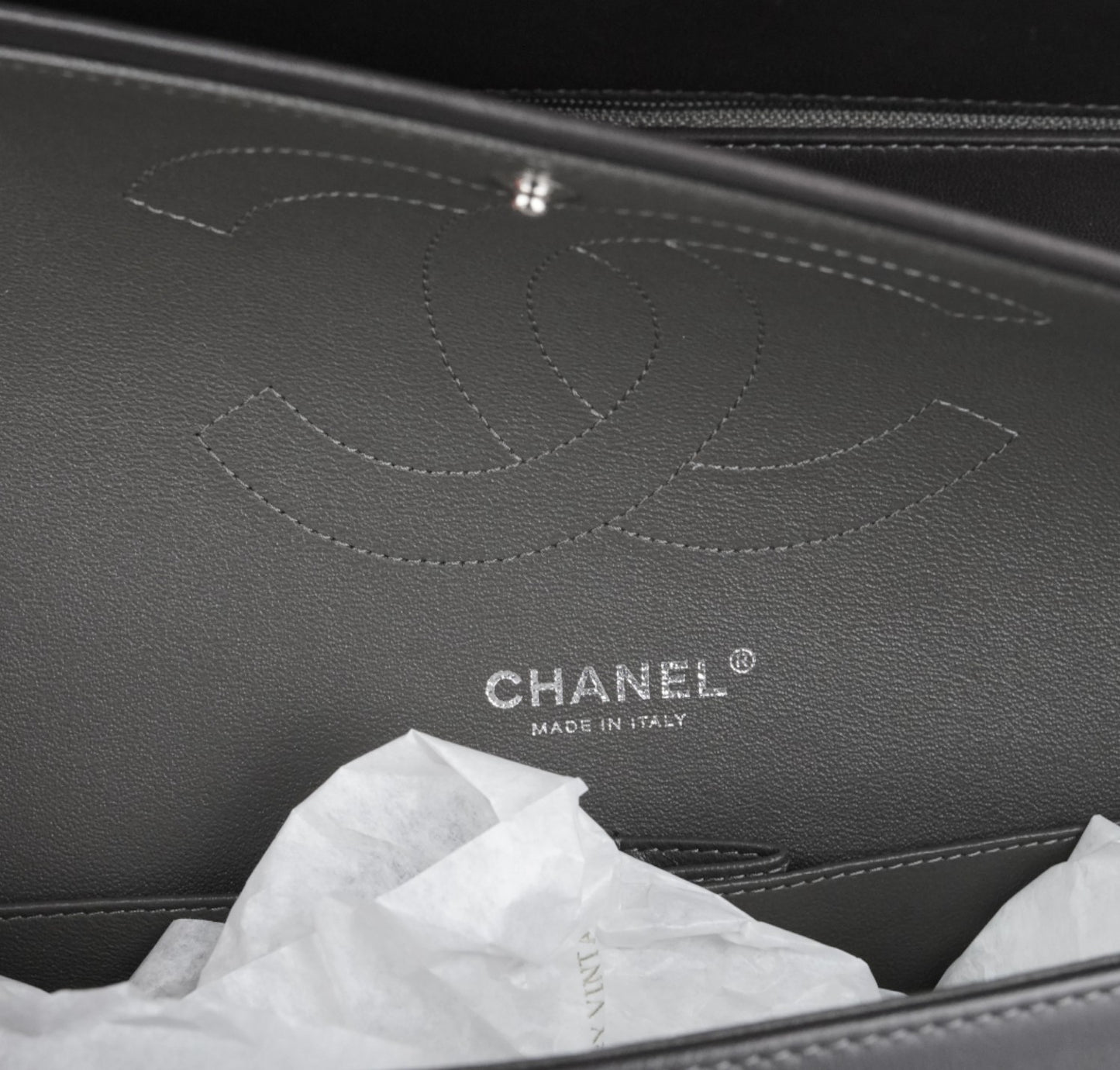 Timeless Jumbo Double Flap Black 