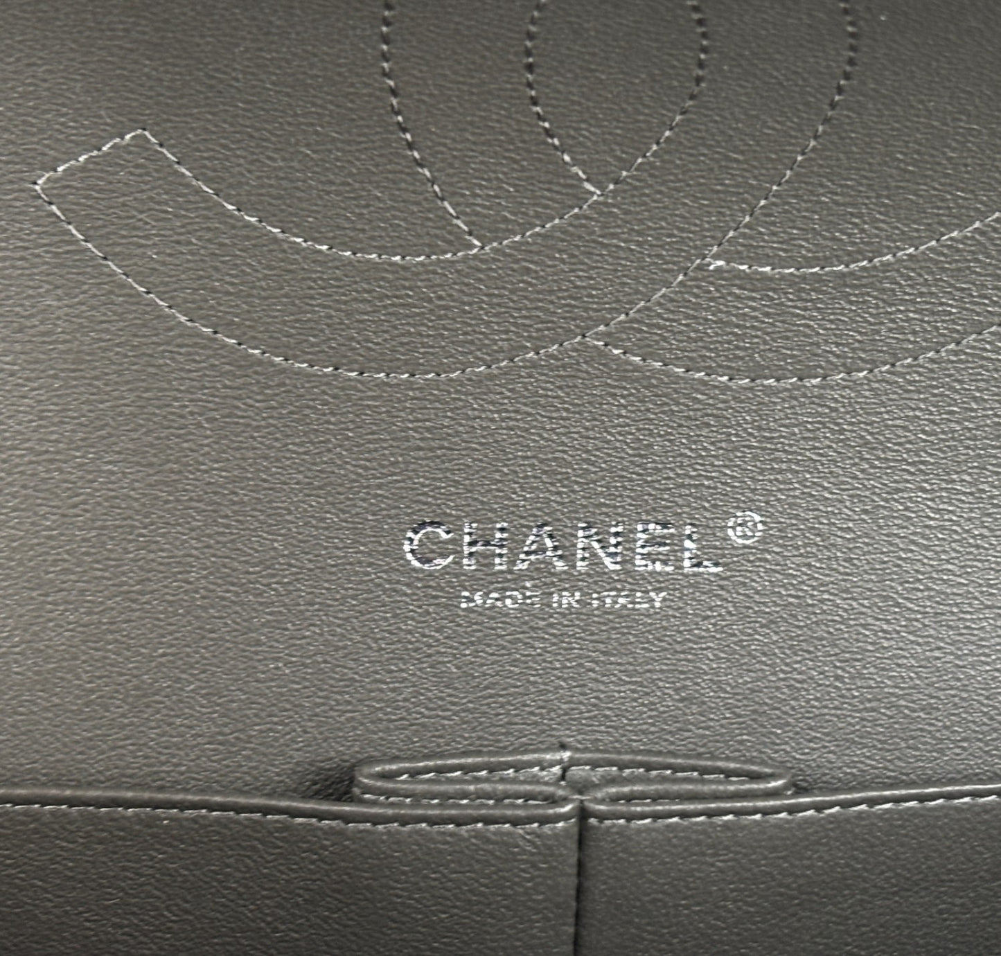 Timeless Jumbo Double Flap Black 