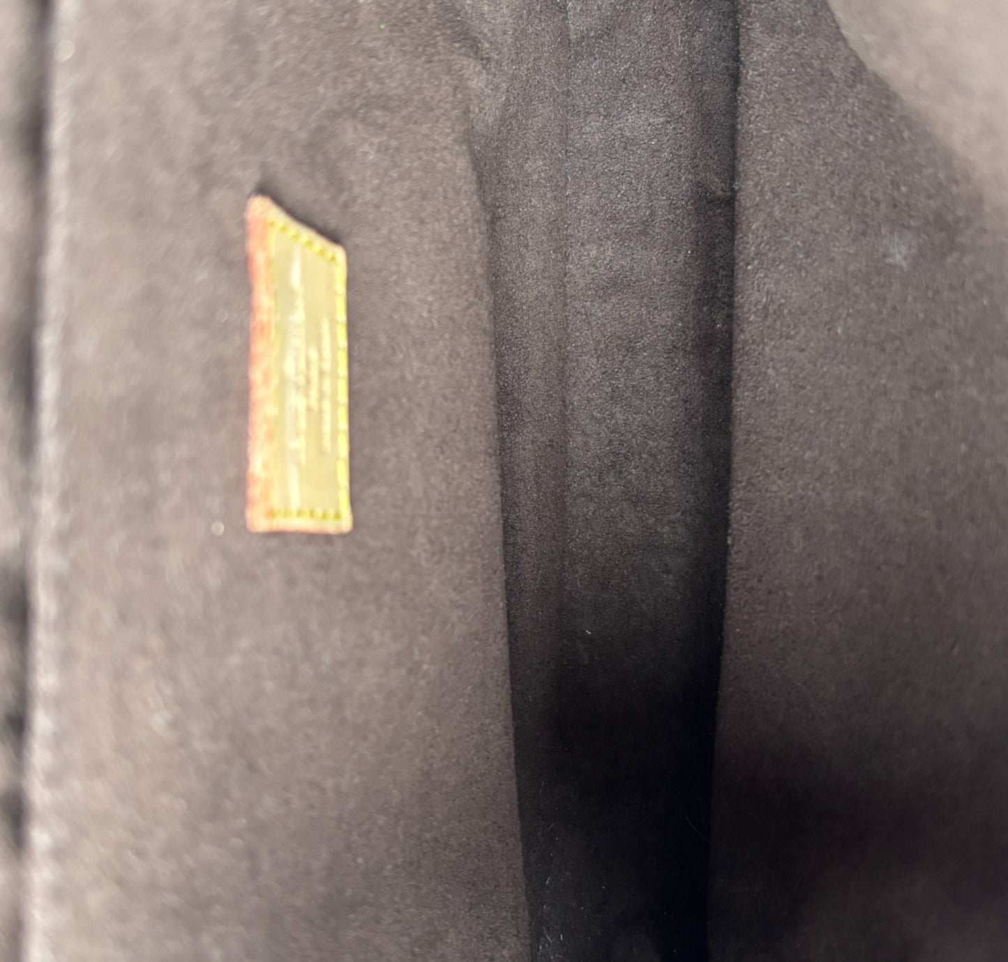 Pochette Métis Monogram