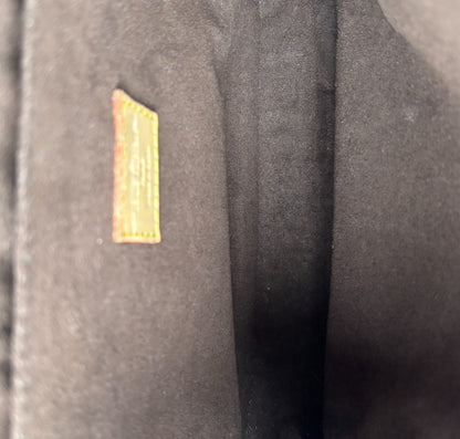 Pochette Métis Monogram