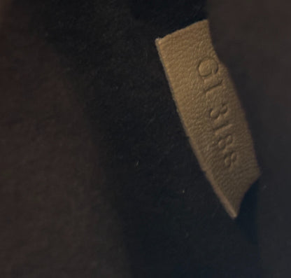 Pochette Métis Monogram